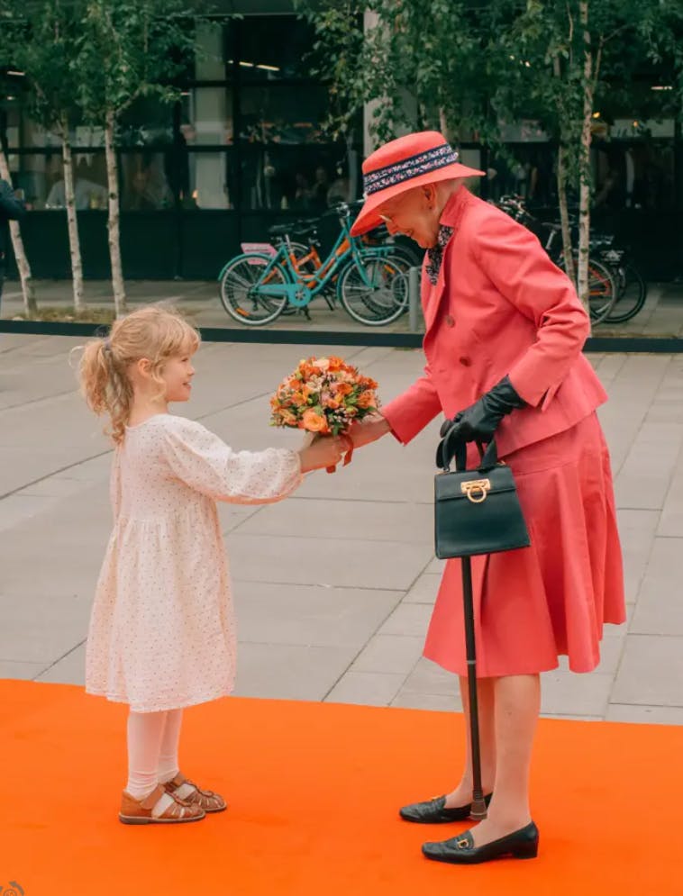 Dronning Margrethe gæstede onsdag åbningen af konferencen ECTRIMS 2024 i Bella Center i København.