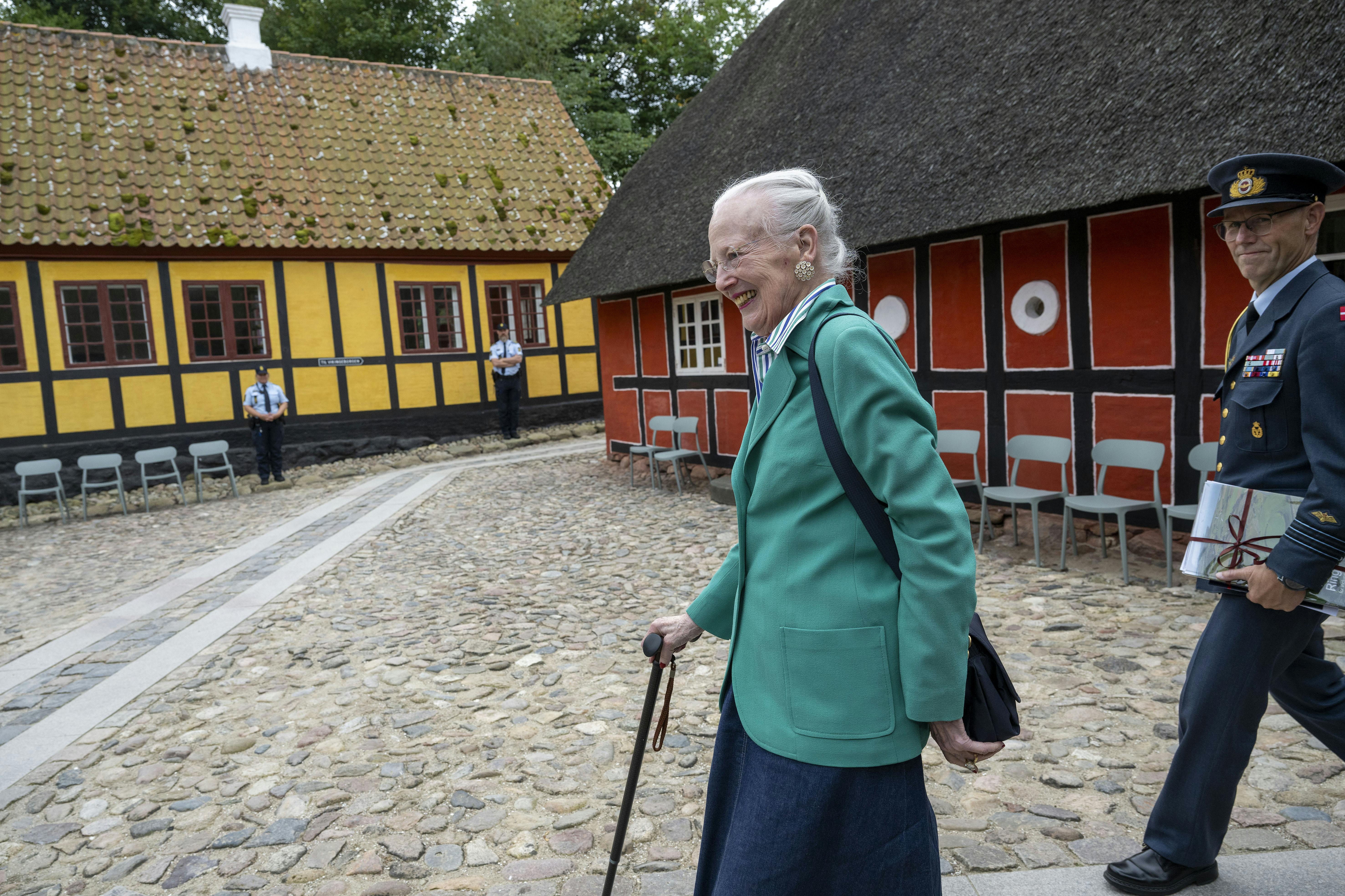 HM Dronning Margrethe indvier ny udstilling på Vikingemuseet Fyrkat  ved Hobro Lars Horn / Baghuset Dato: 02.09.24