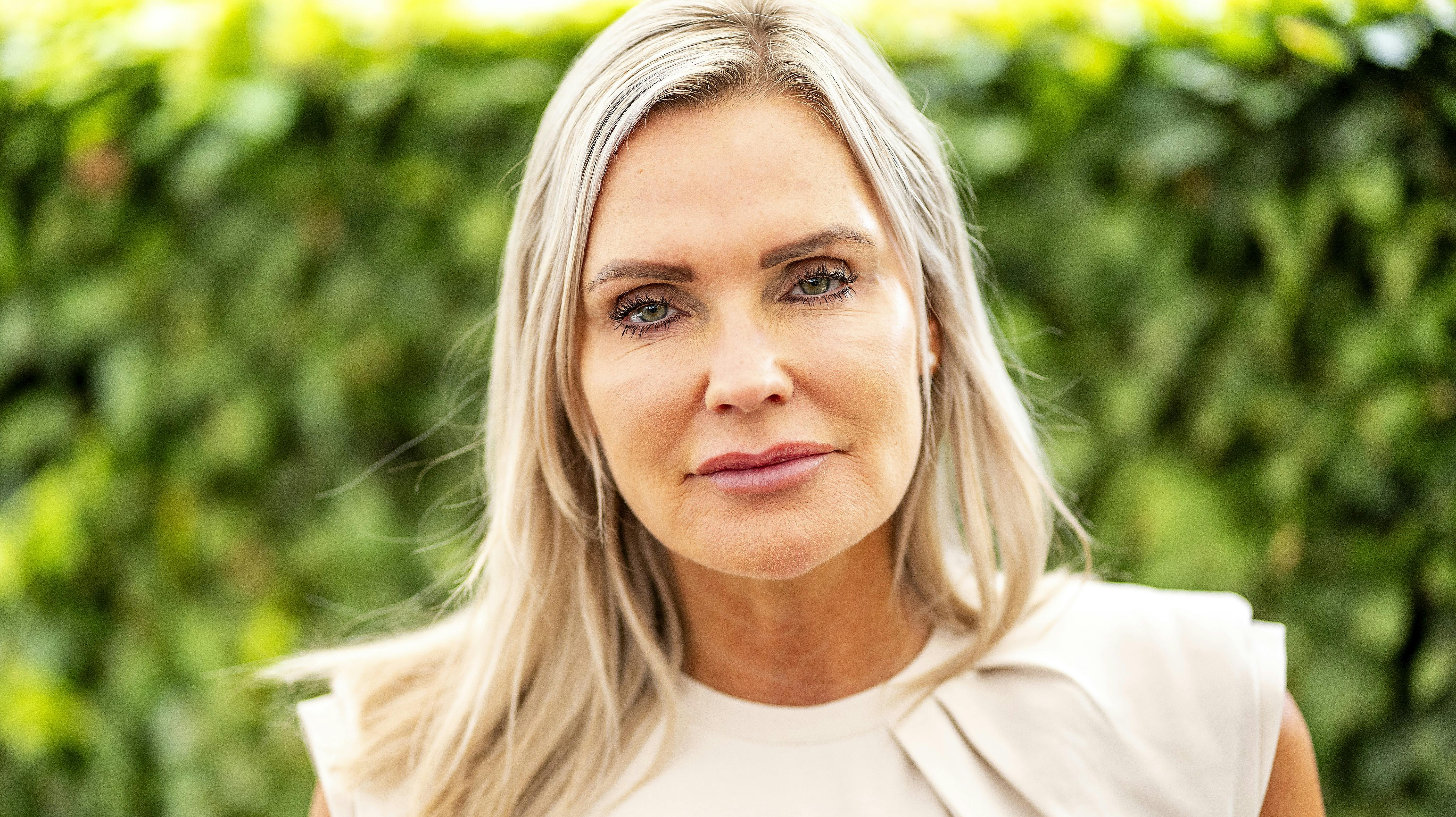 Pressemøde på Sælg Sælg Sælg! – Deltagere: Ibi Støving, Janni Ree, Patrick Wozniacki, Camilla Ottesen, Søren Le Schmidt, Jesper Skibby, Christian Grau, Gorm Wisweh