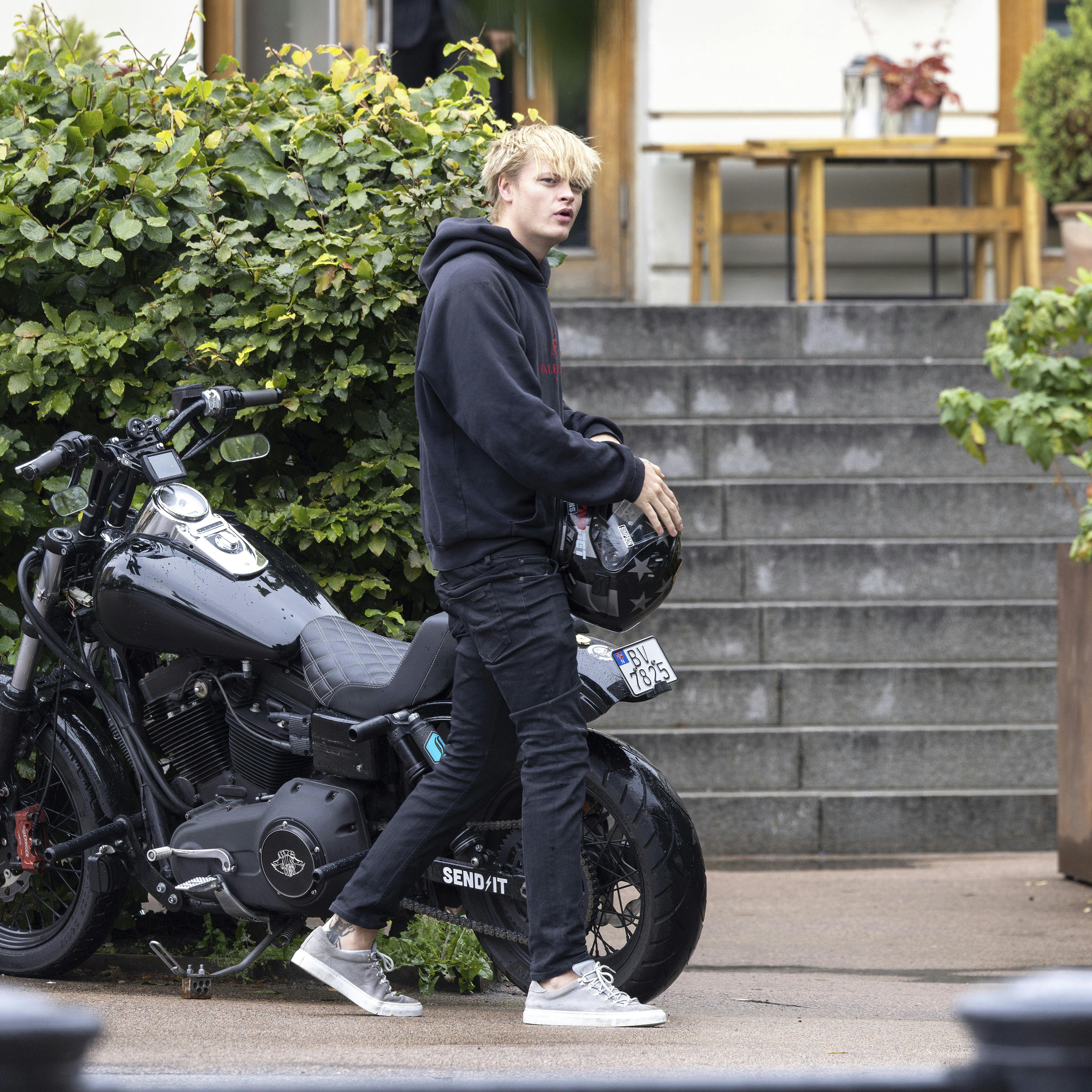 Oslo 20.08.2023 Kronprinsesse Mette-Marit fyller 50 år. Feiring med Gudstjeneste i Slottskapellet og på Litteraturhuset. Marius Borg Høiby