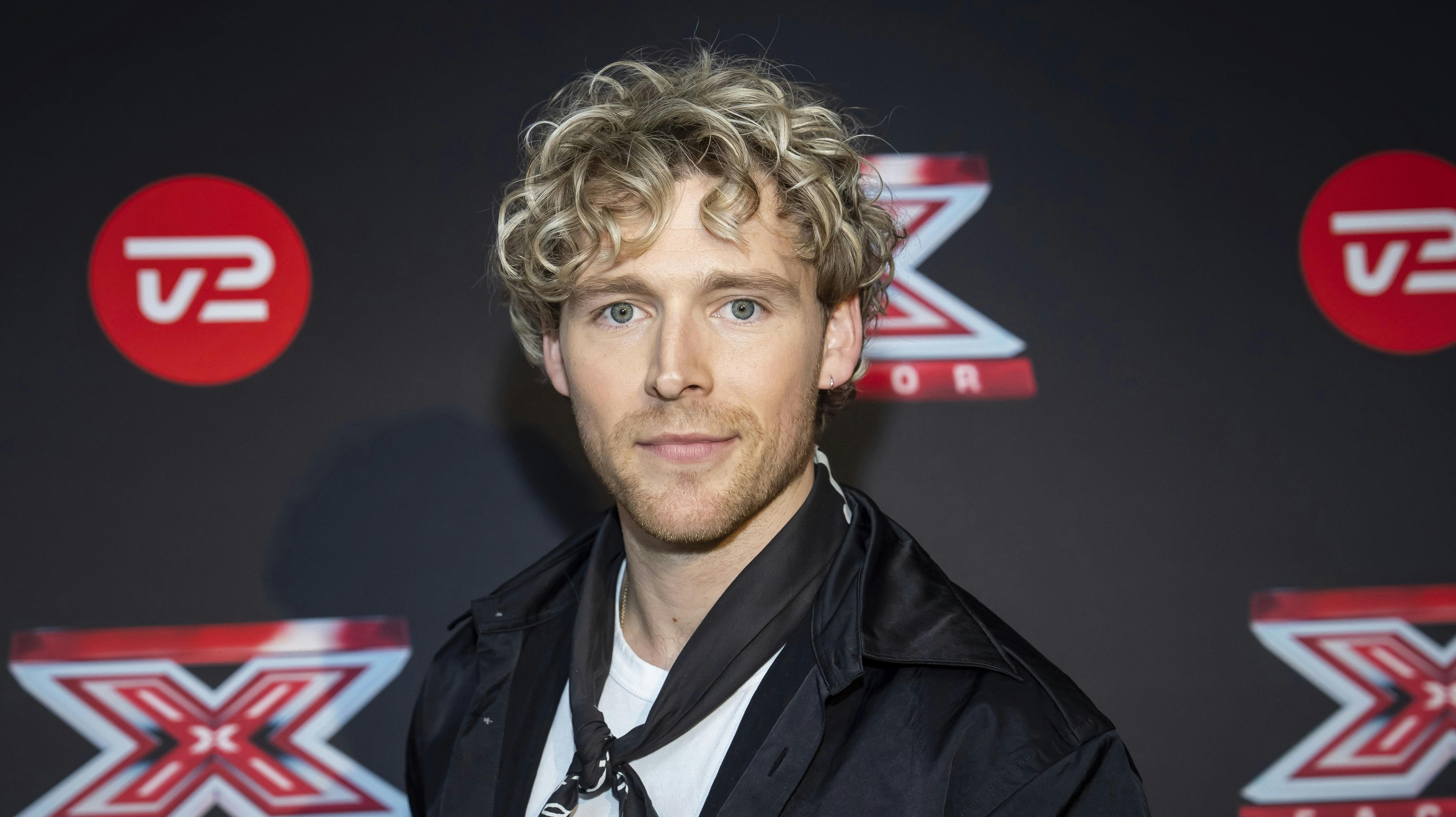 En udkørt Christopher har set sig nødsaget til at udskyde sin Europa-turné. Det fortæller han på Instagram.