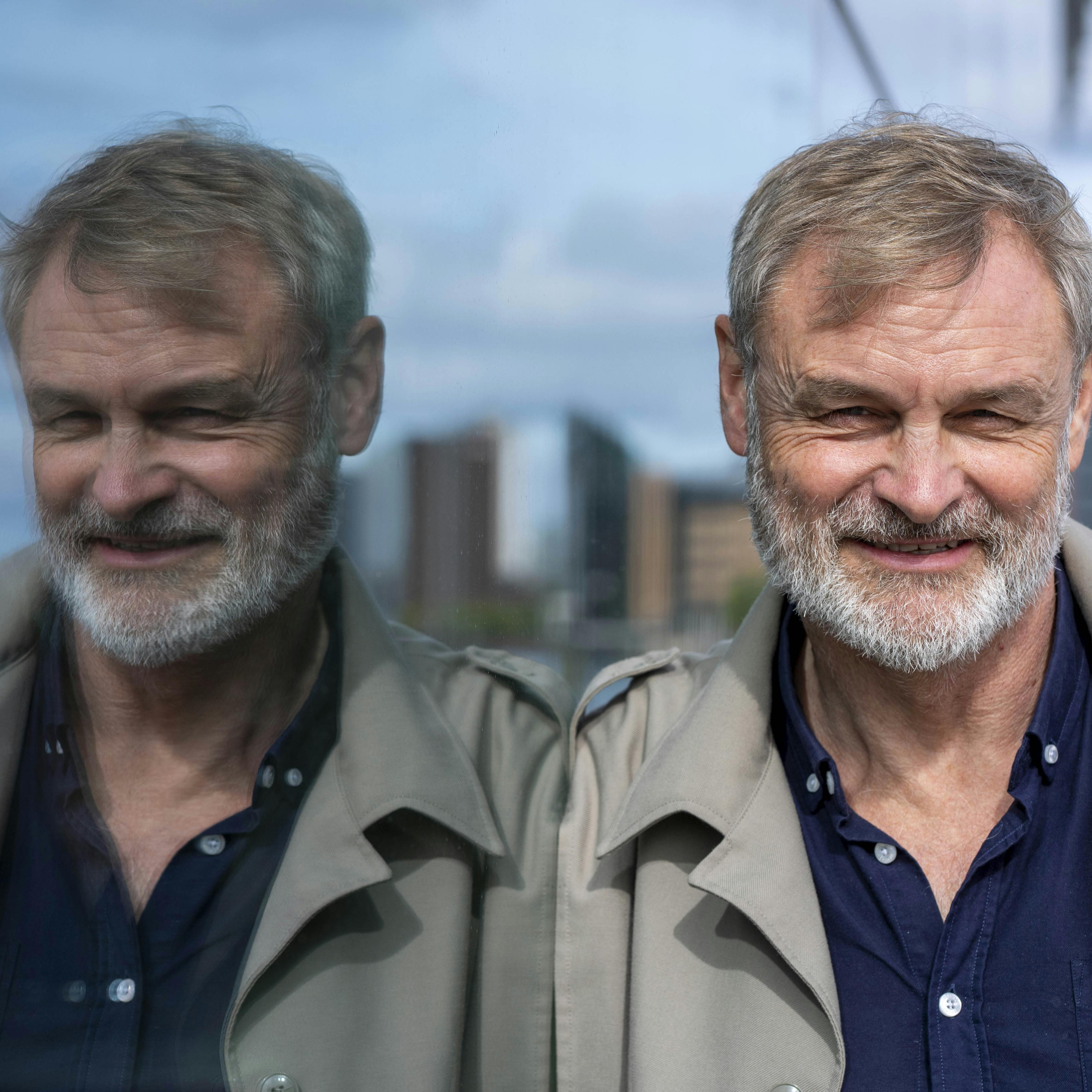 Af Banen" med Claus Elming