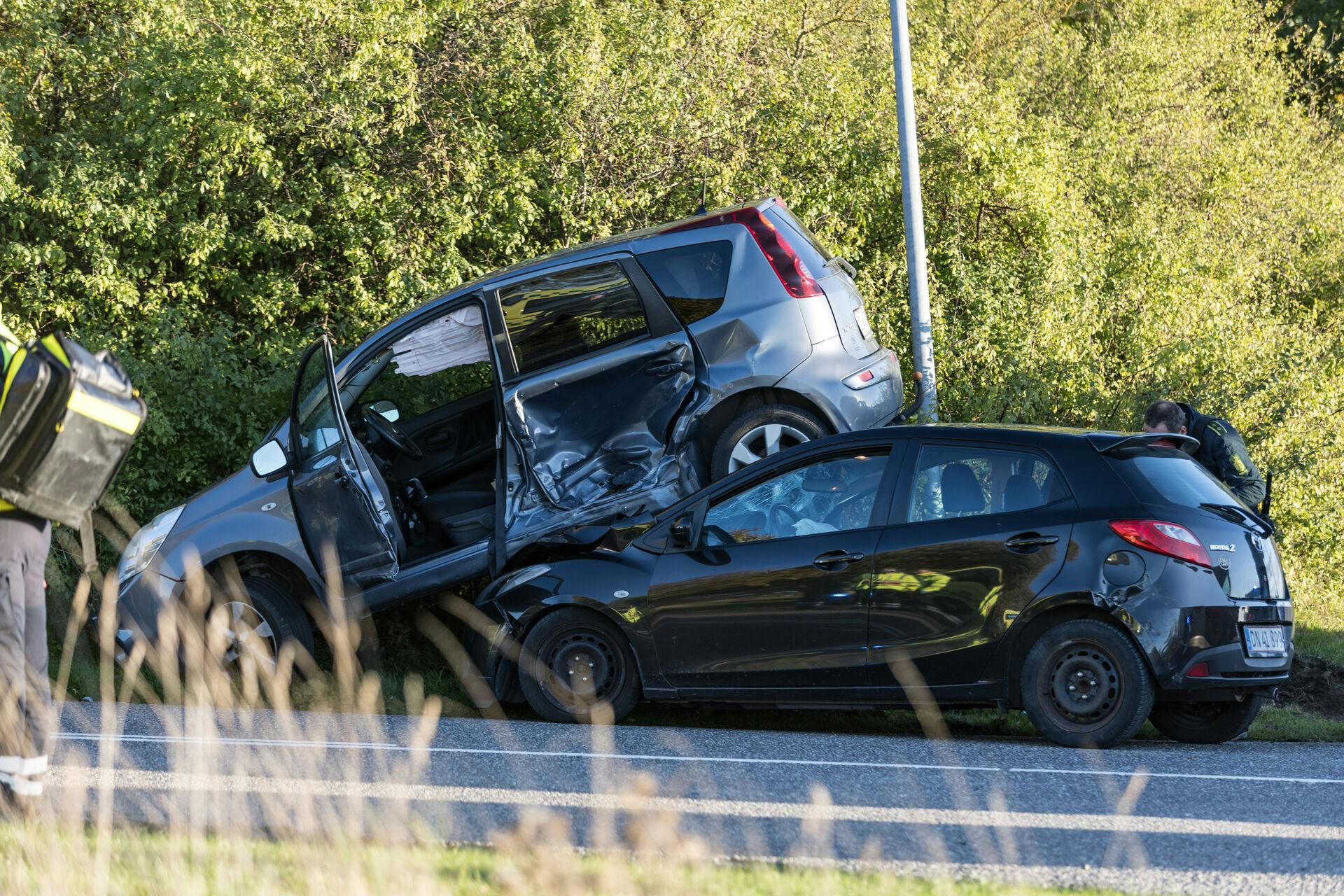 Færdselsuheldet er sket i krydset Vallensbæk Torvevej og Brøndbyvej i Vallensbæk.