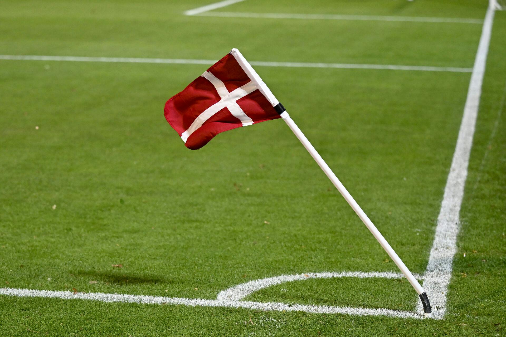 Det danske fodboldtalent vil frifindes i sagen.