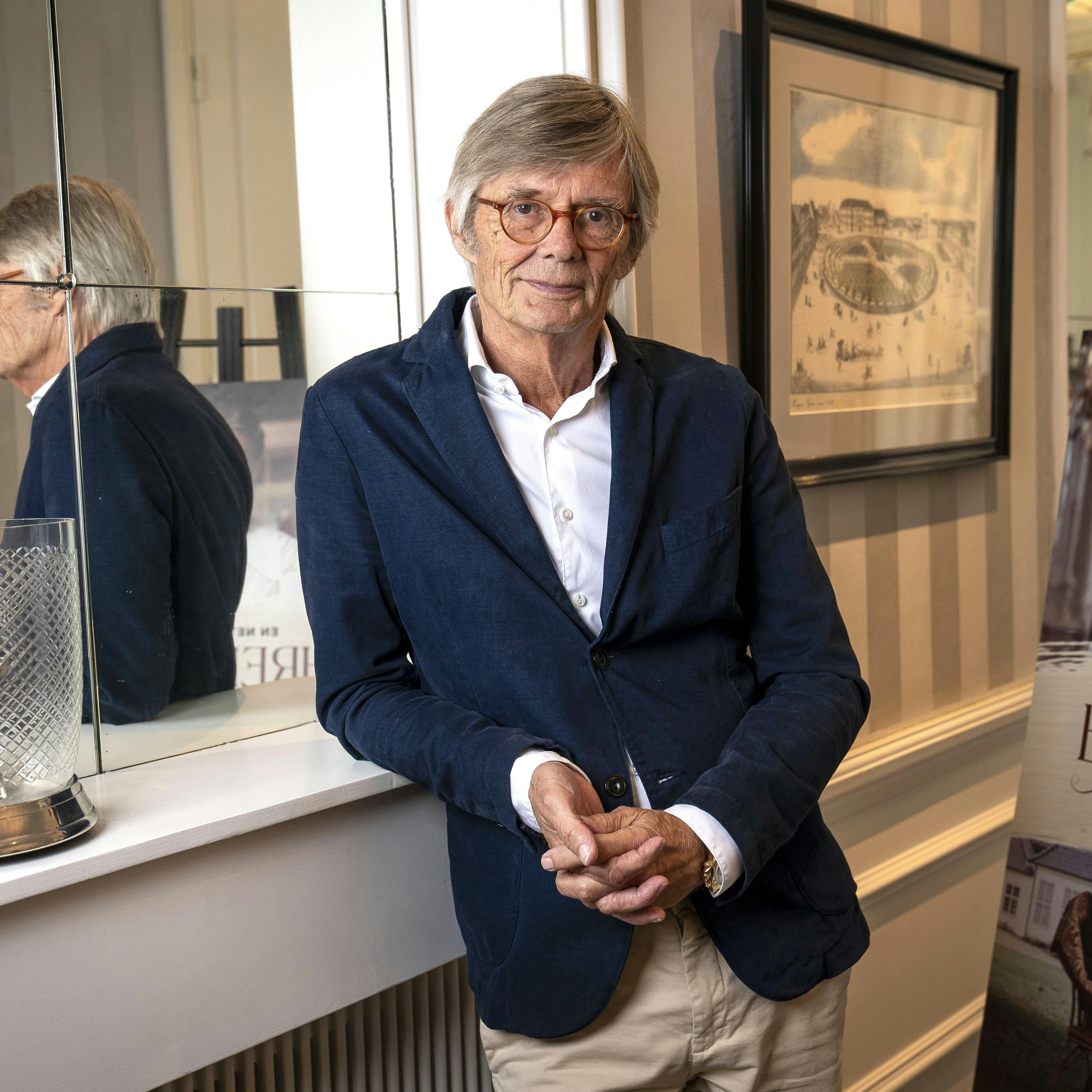 Bille August I forbindelse med filmen EhrengardDato: 6.8.2023Sted: Hotel DÀngleterreJournalist: Majken MunkFoto: Copyright : Martin Høien/Aller Media Danmark