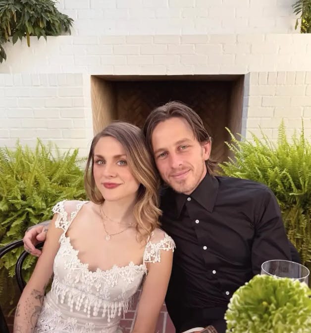 Frances Bean Cobain og Riley Hawk.