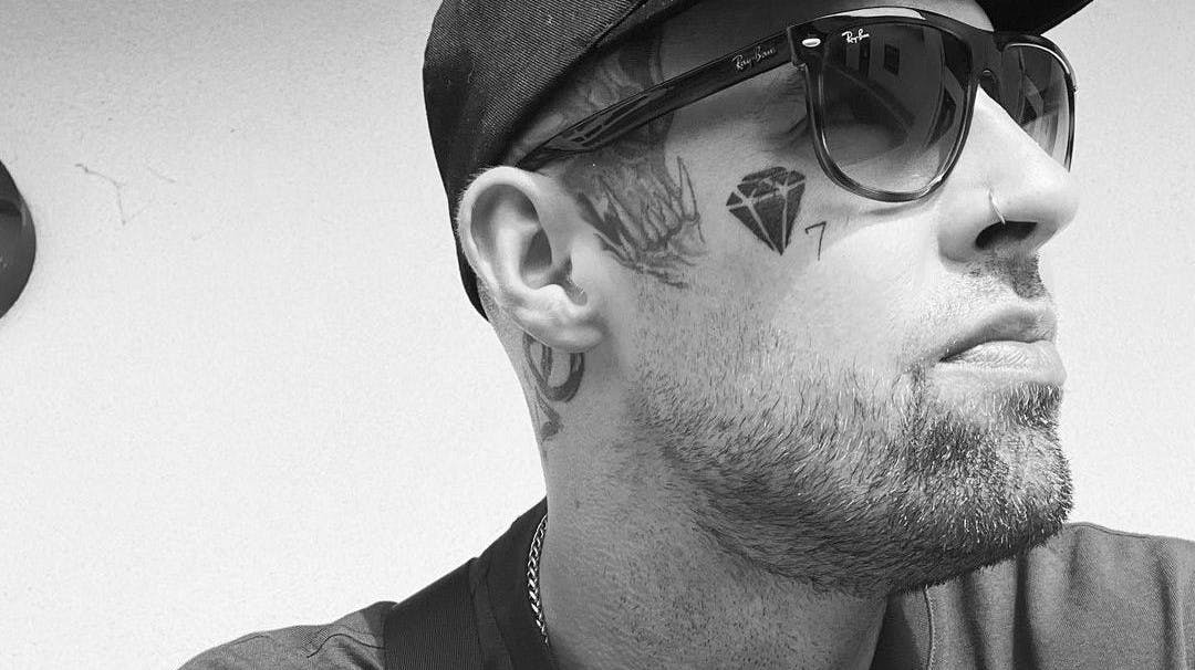 29-årige Tobias Friberg er efterhånden en erfaren herrer, når han træder ind i de danske retssale. Lige nu sidder han varetægtsfængslet.