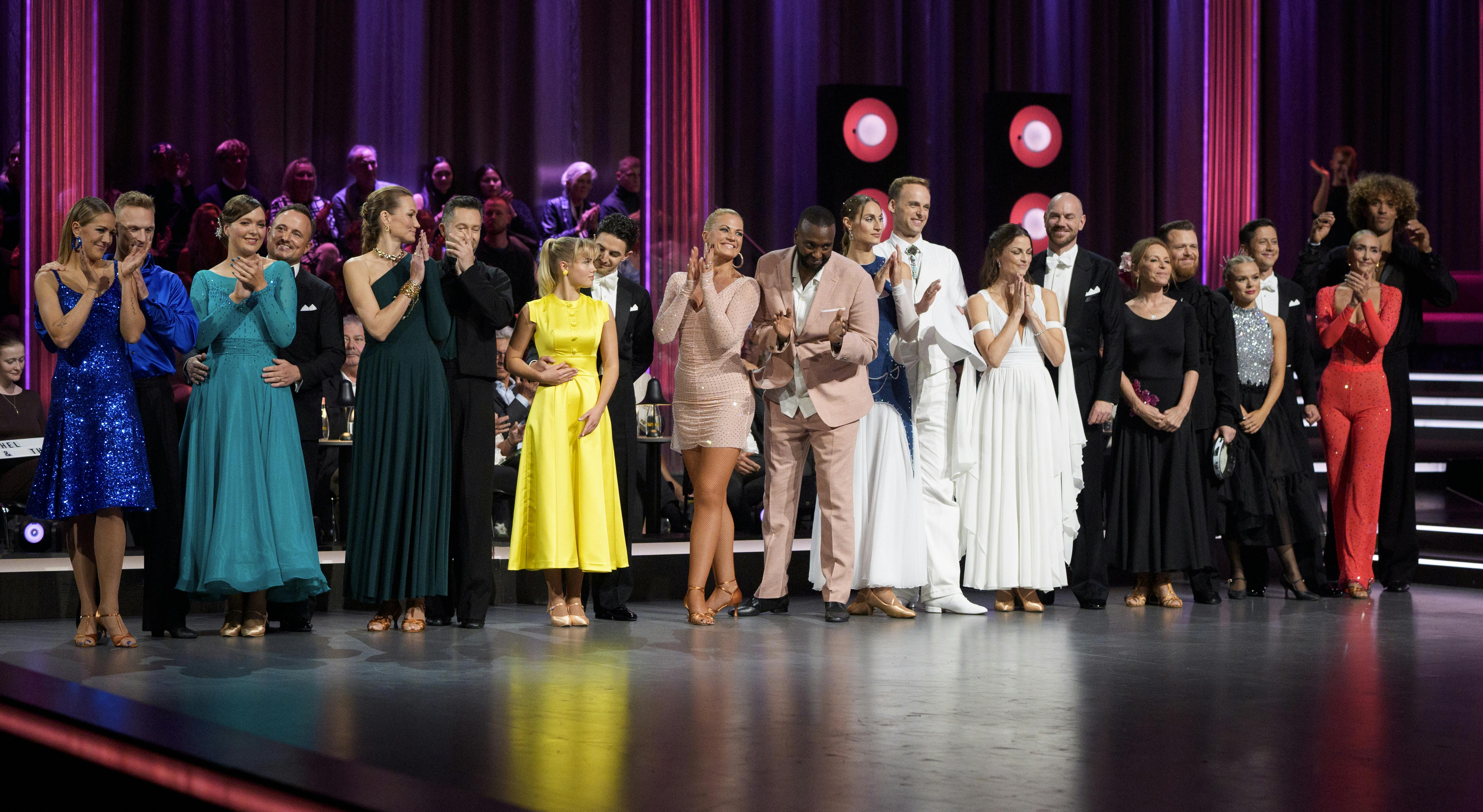 "Danmarks modigste dansere" skal på fredag overbevis fire dommere om deres talent i stedet for tre.