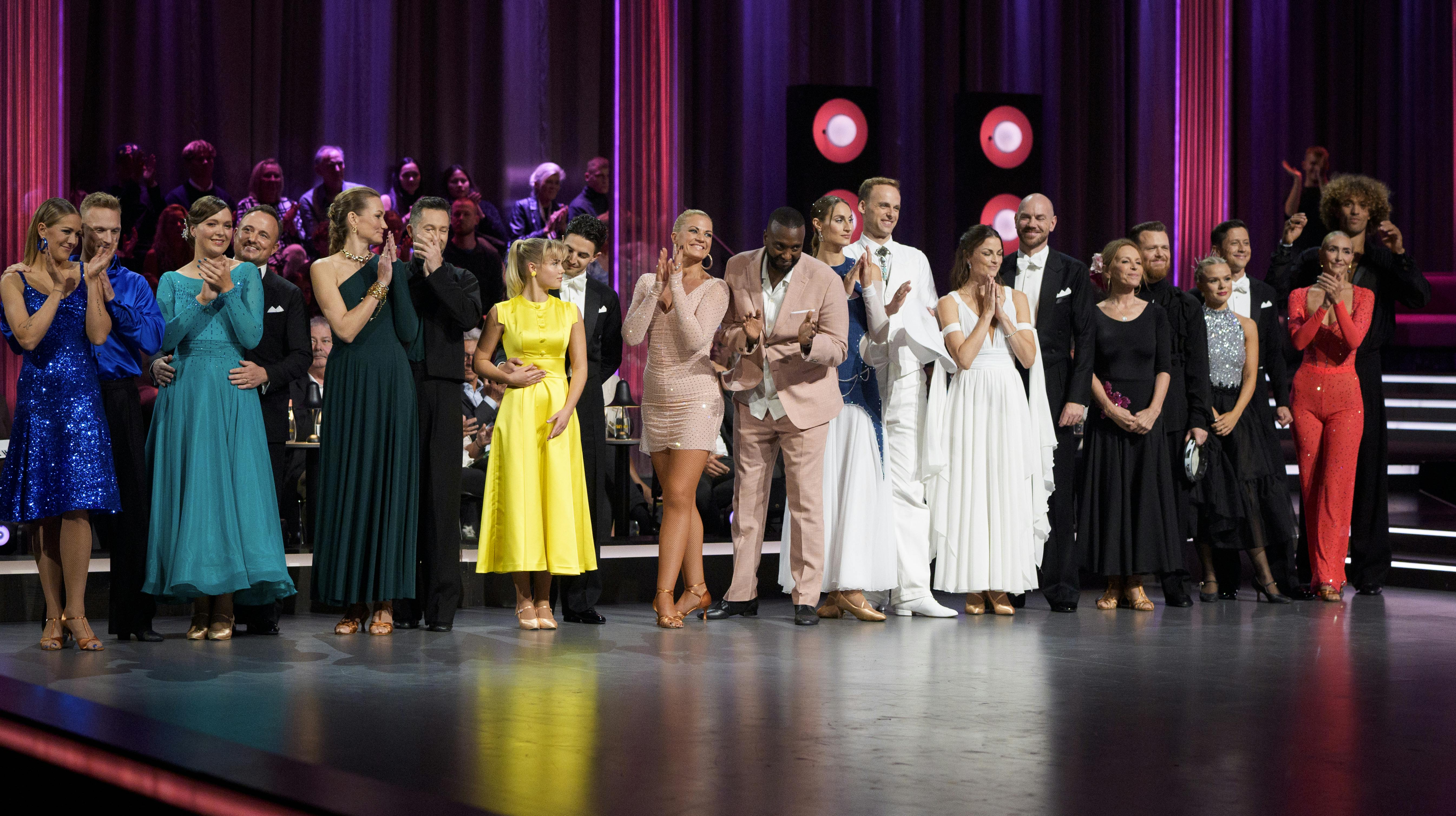 "Danmarks modigste dansere" skal på fredag overbevis fire dommere om deres talent i stedet for tre.