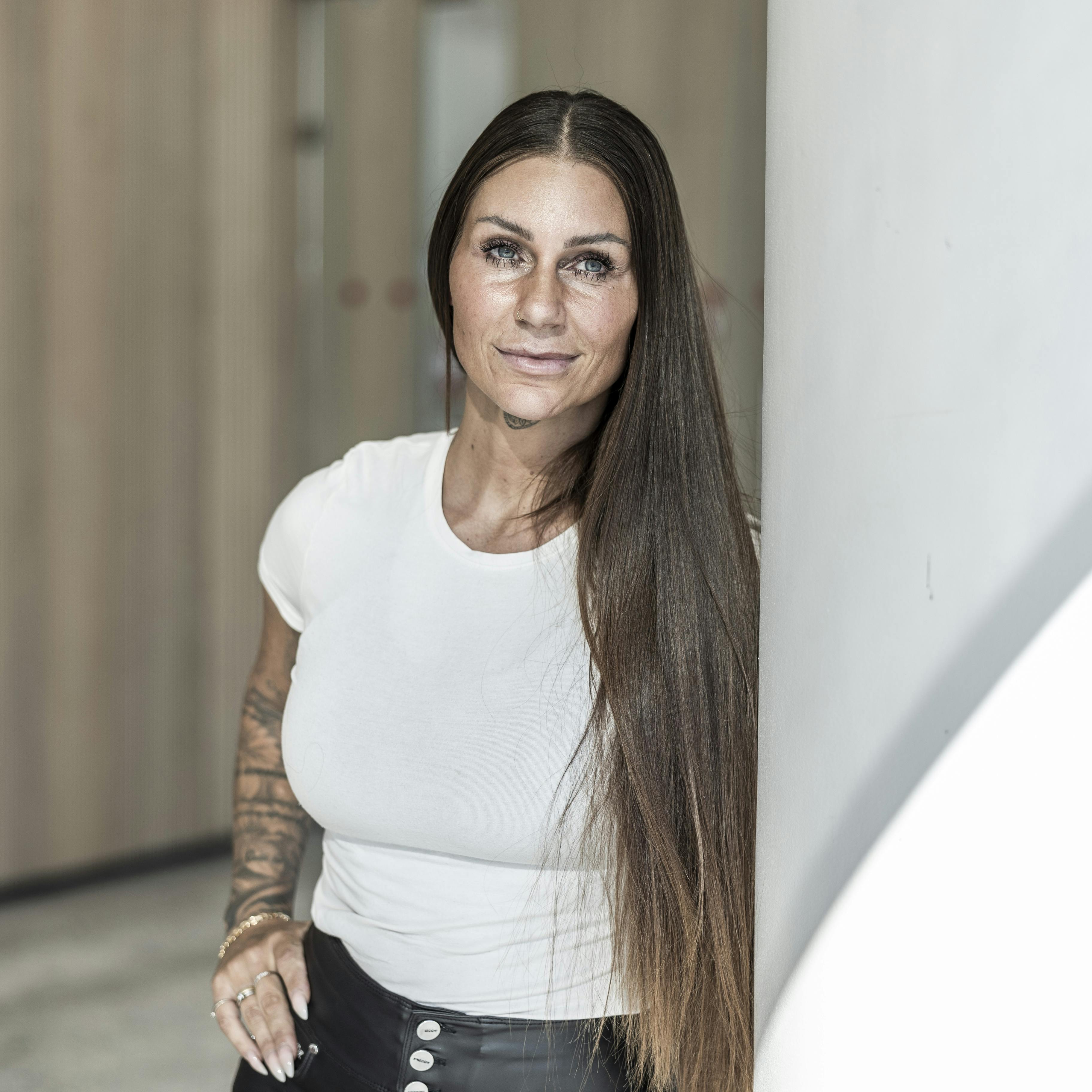 Mie Fitness er en meget bedre mor i dag, end hun var første gang, hun blev mor.