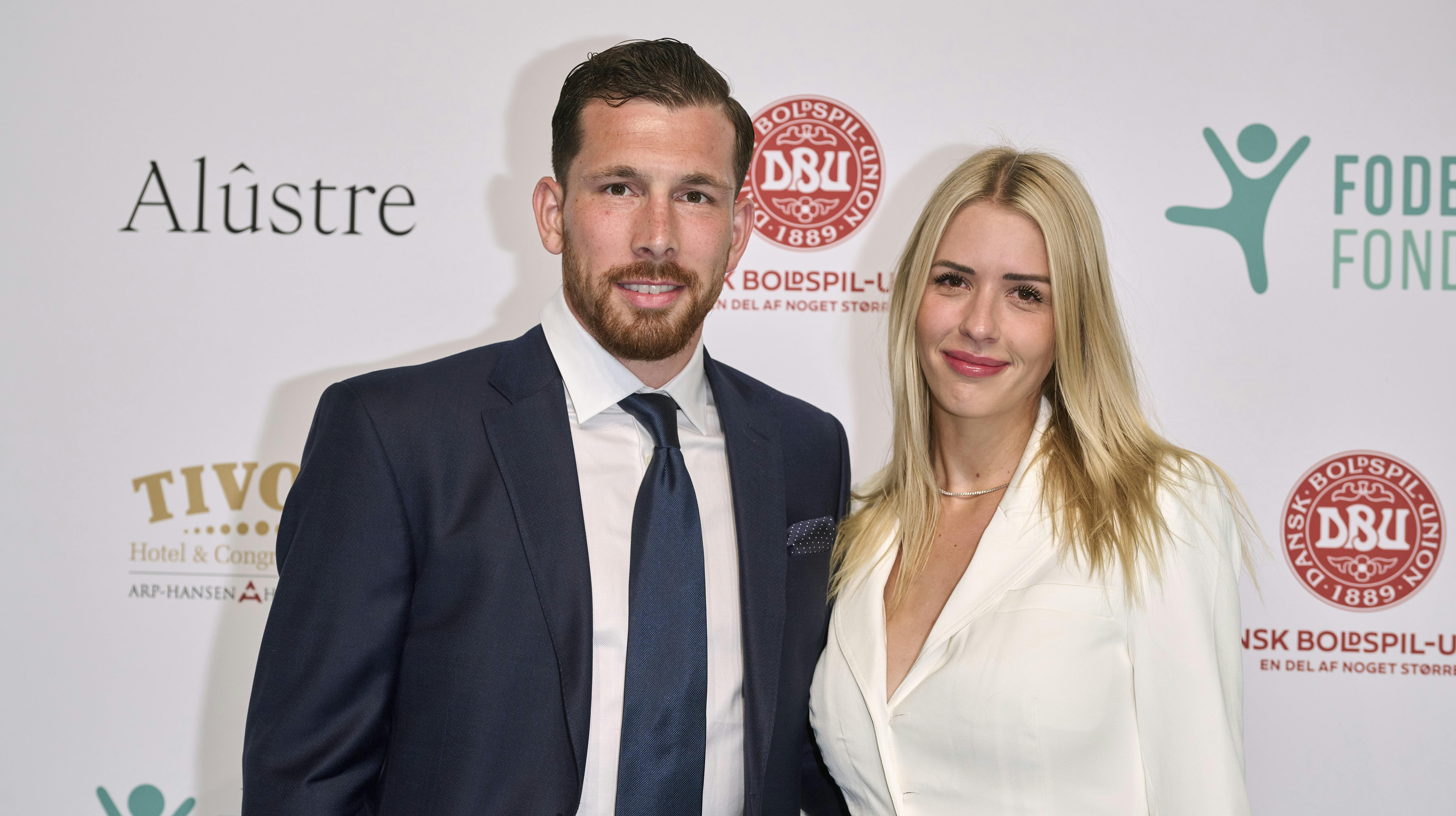 Pierre-Emile Højbjerg og konen Josephine Siw skal være forældre igen. Det afslører Josephine i en sød video på Instagram.