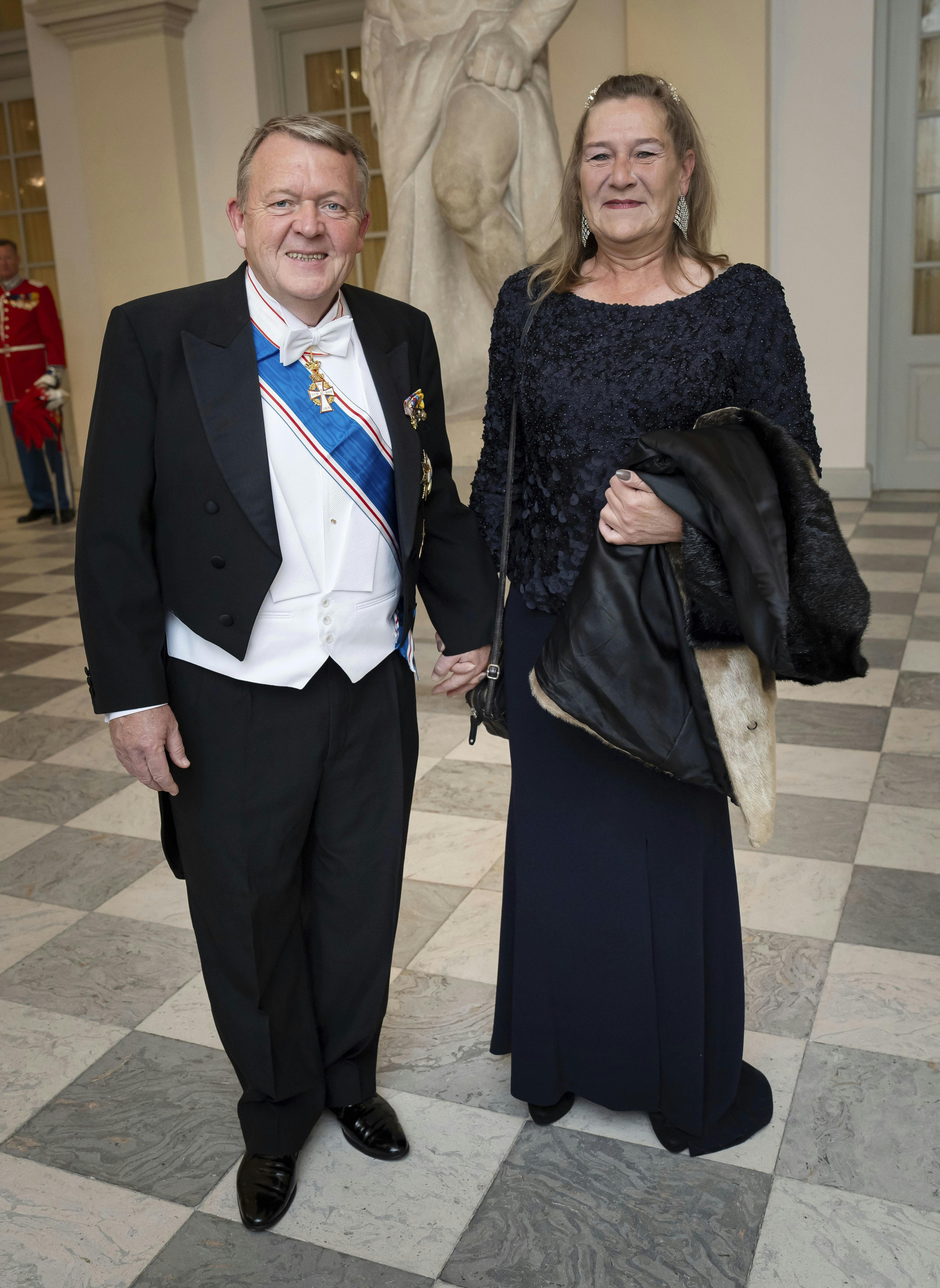 Flere gæster var ikke helt tilfreds med Sólrun Jakupsdottir Løkke Rasmussen opførsel til tirsdagens gallataffel på Christiansborg Slot.