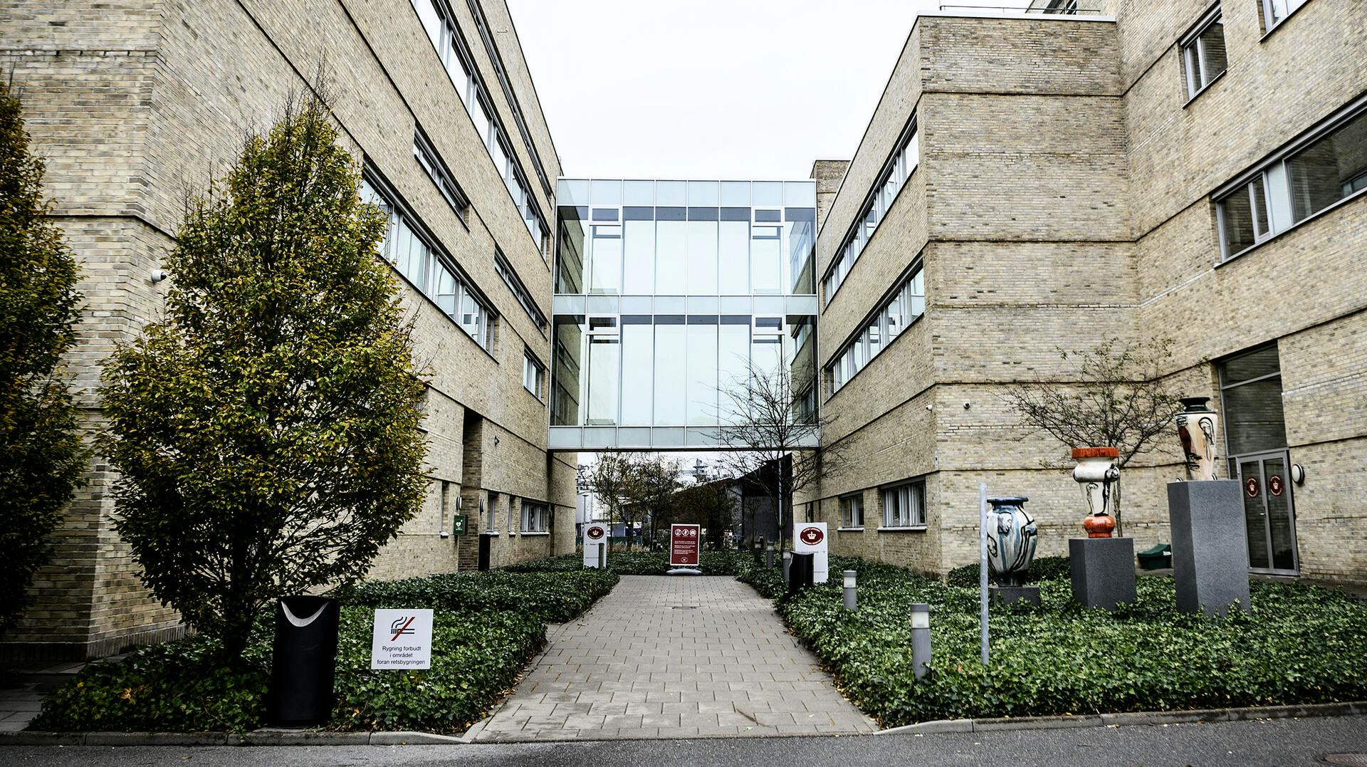 Popstjernen er tiltalt ved Retten i Kolding.