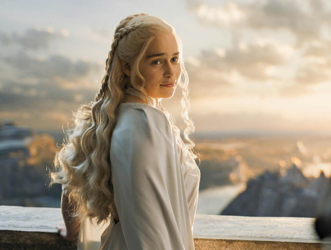 Skuespiller Emilia Clarke som Daenerys Targaryen i "Game of Thrones". 