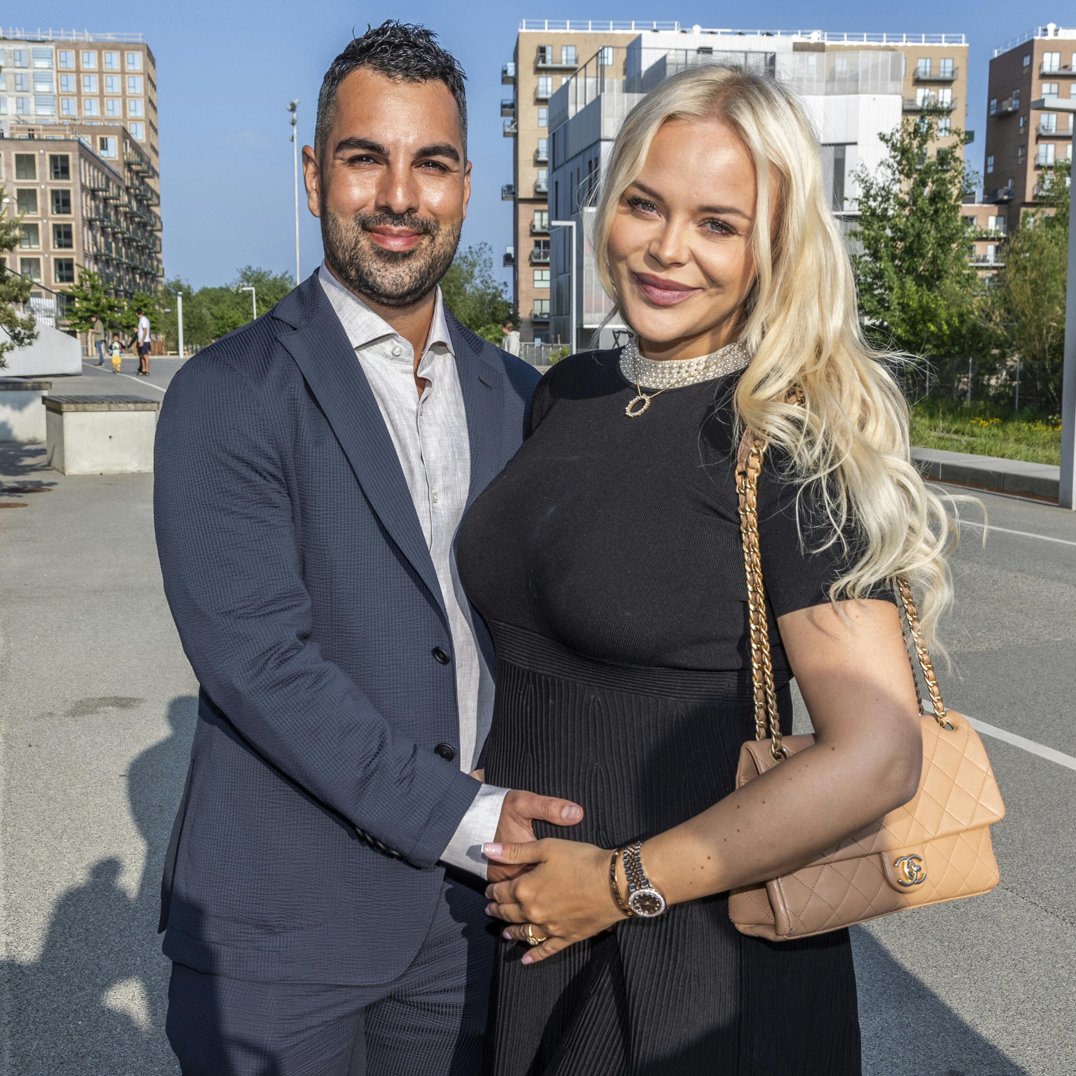 Til næste sommer skal Mortada Haddad og Elvira Pitzner giftes i Frankrig. Men parret er allerede blevet juridisk gift. Det afslører Mortada over for SE og HØR.