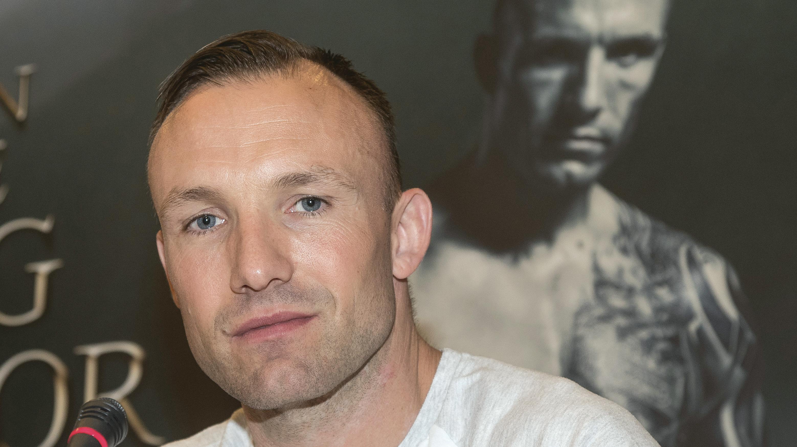 Mikkel Kessler fortæller, at han overbragte sin halvbror Mike en ganske barsk besked.
