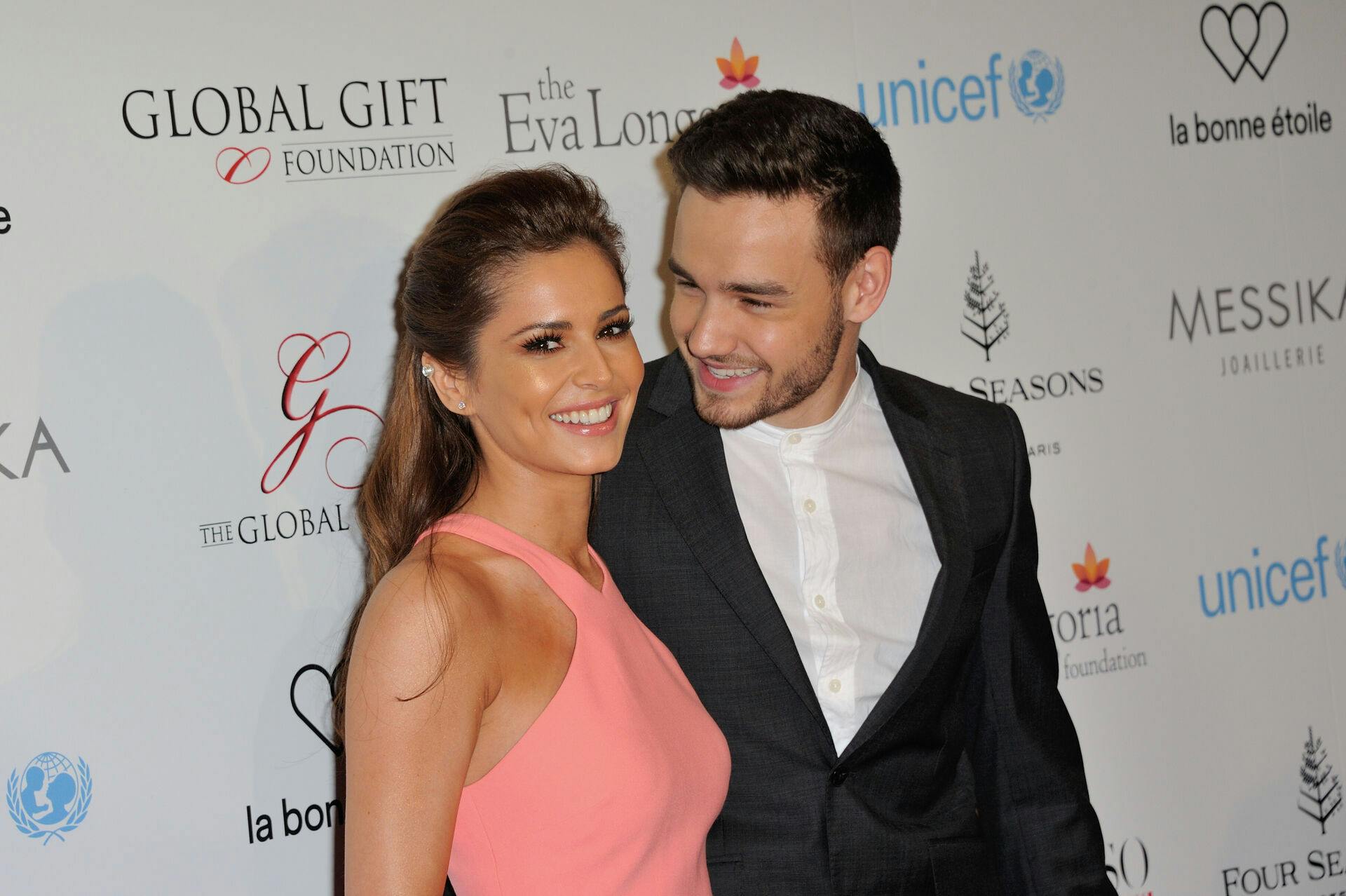 Cheryl Cole og Liam Payne ses her i Frankrig i 2016. Året efter fik de sønnen Bear sammen, men forholdet gik kort efter i stykker. I 2018 var det nemlig officielt slut, men indtil Liam døde, sørgede de for, at sønnen havde både sin far og mor tæt på.