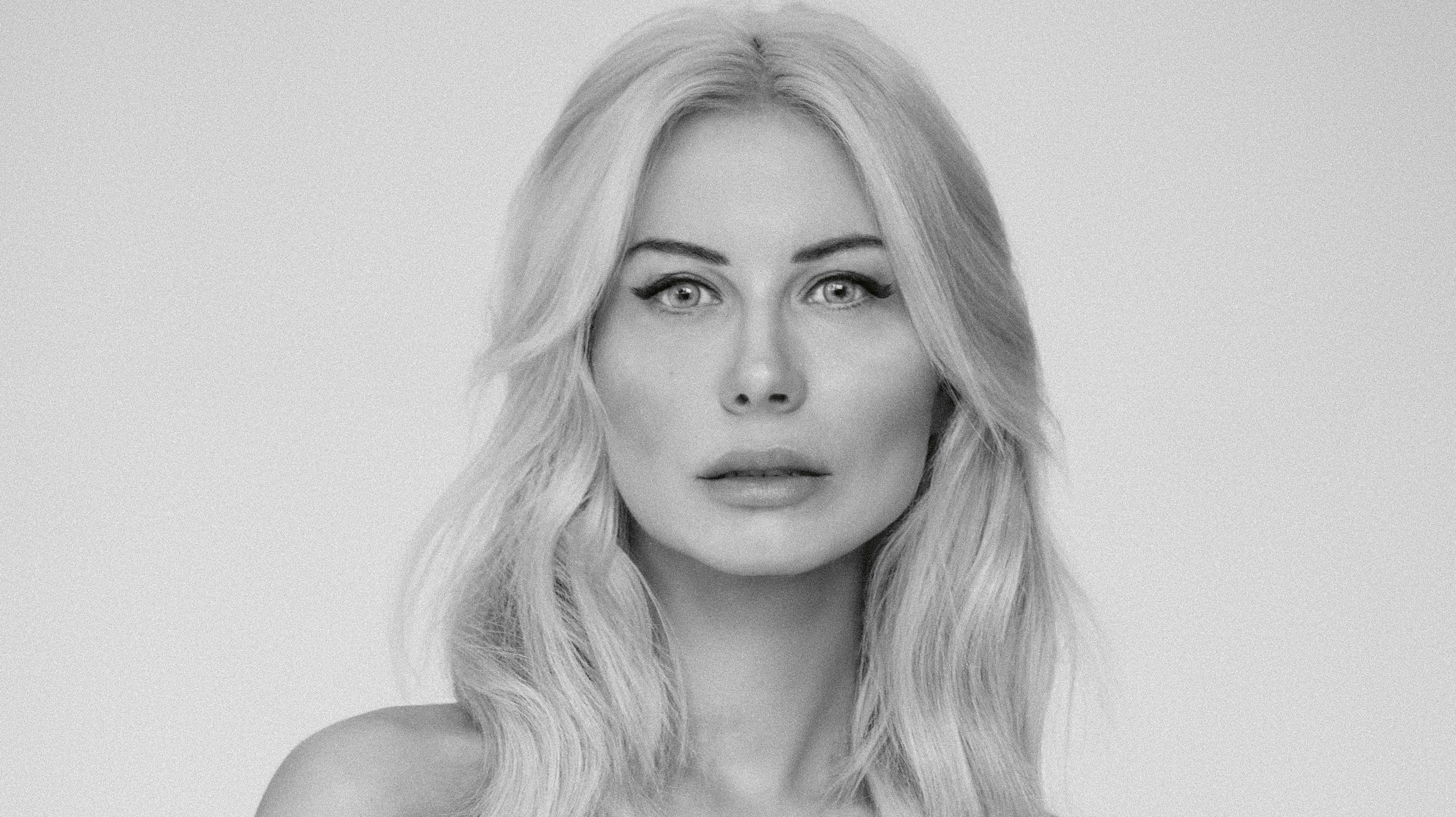 Inden længe kan man endelig få et glimt af Katherine Diez.