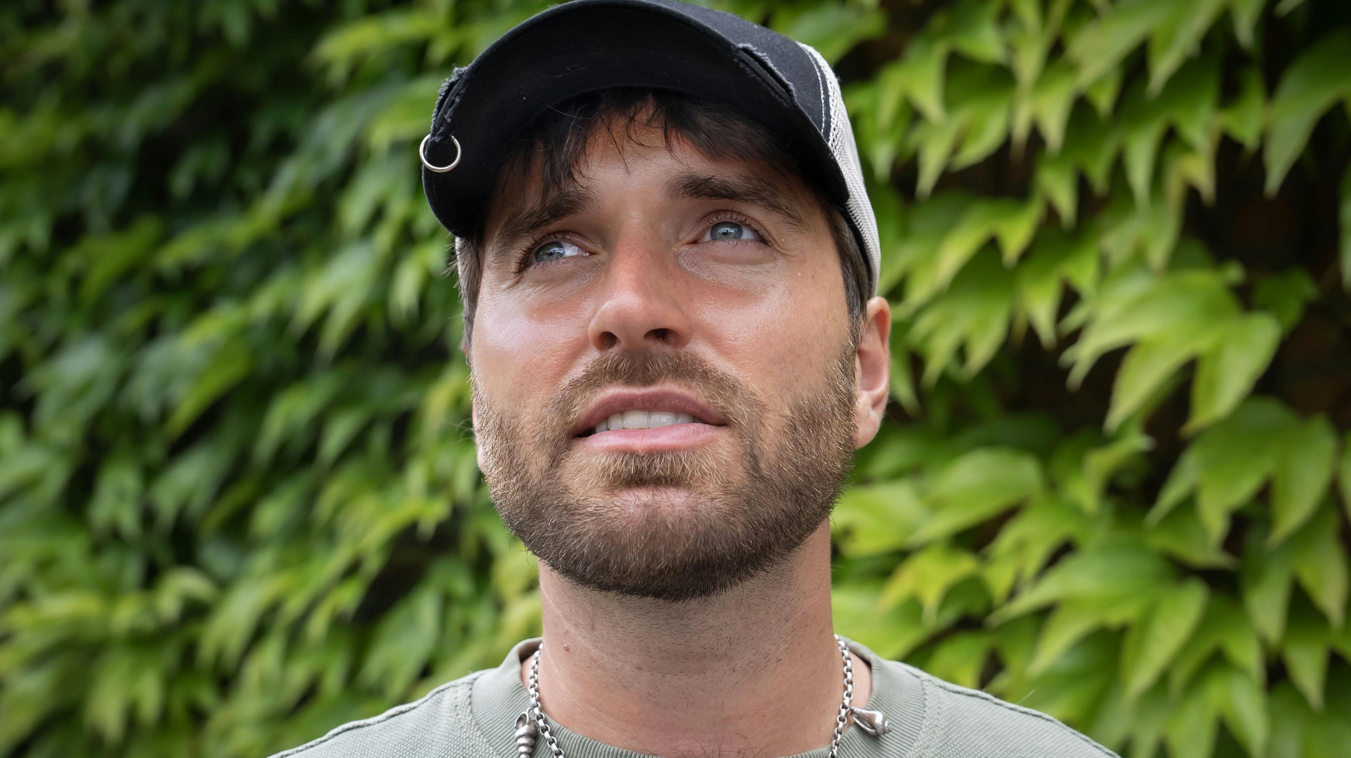 OPGAVE: Malte Ebert fejrer hejremandenSTED: FrederiksbergJOURNALIST: Sara NørgaardFOTOGRAF: © Hanne Juul/ Aller Foto & VideoDATO: 20240603