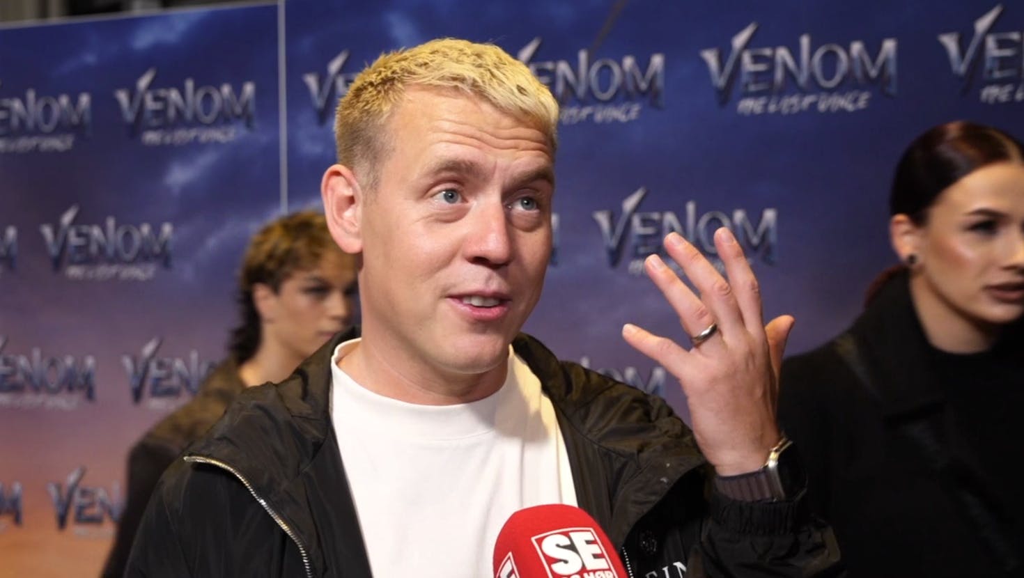 Martin Jensen kan ikke røbe for mange detaljer om det hemmelige bryllup. Det har han sammen med konen nemlig aftale at lade være med.