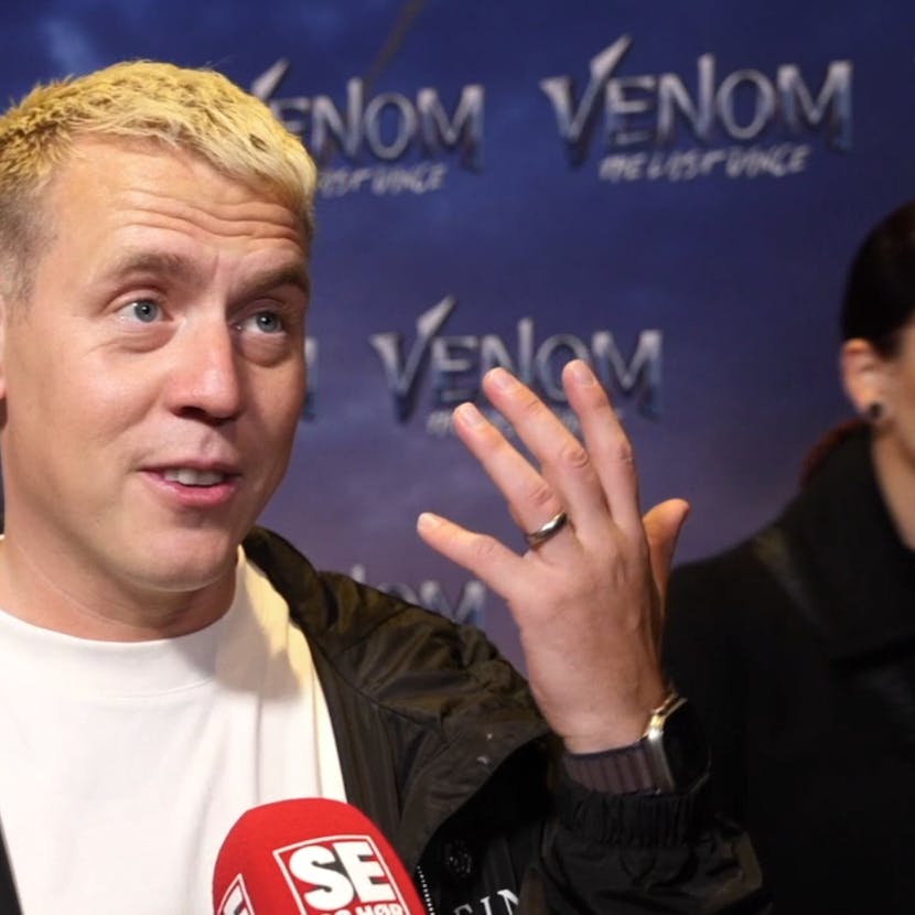 Martin Jensen kan ikke røbe for mange detaljer om det hemmelige bryllup. Det har han sammen med konen nemlig aftale at lade være med.