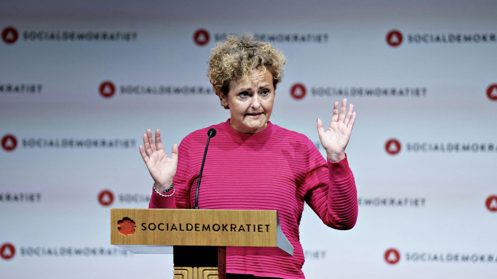 Pernille Rosenkrantz-Theil forsøger sig med en bedre pris for at få hussalget hevet i land.