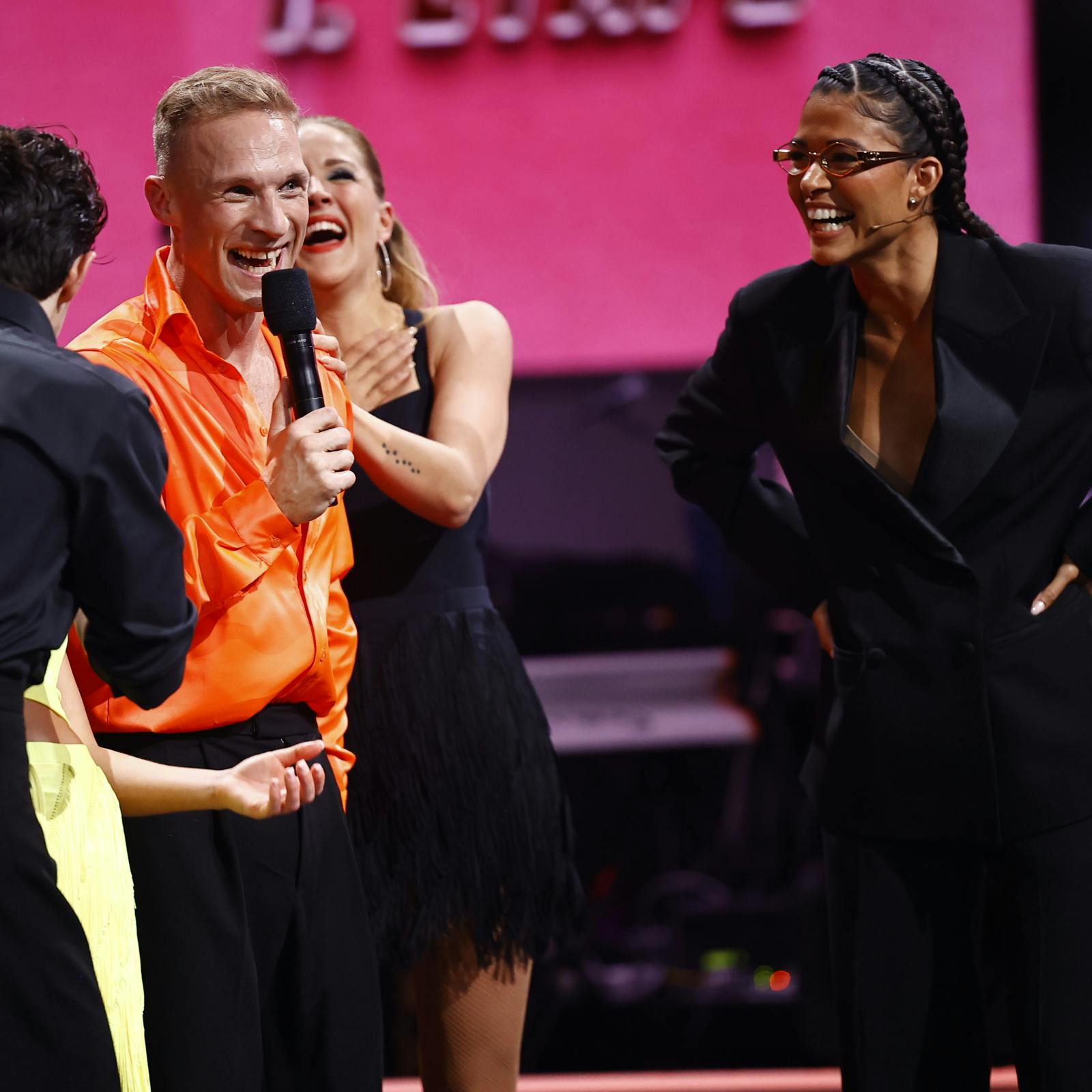 Det gik ikke helt som ventet for Philip May og Camilla Dalsgaard, da de skulle danse salsa mod Anna og Eugen.