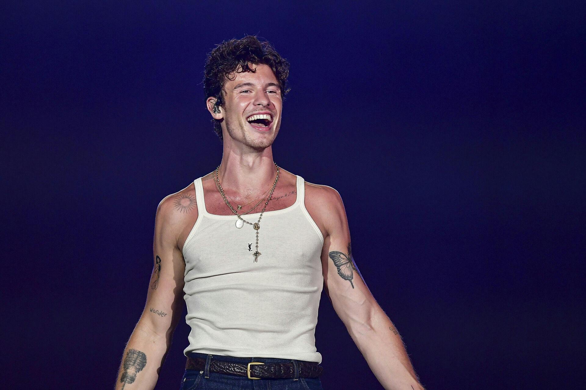 RJ - RIO DE JANEIRO - 09/22/2024 - ROCK IN RIO 2024 - Shawn Mendes performs on the Palco Mundo stage during the Rock In Rio Brasil Festival - 40 years and forever, held at Cidade do Rock, in Rio de Janeiro, this Sunday, 22. Photo: Thiago Ribeiro/AGIF (via AP)