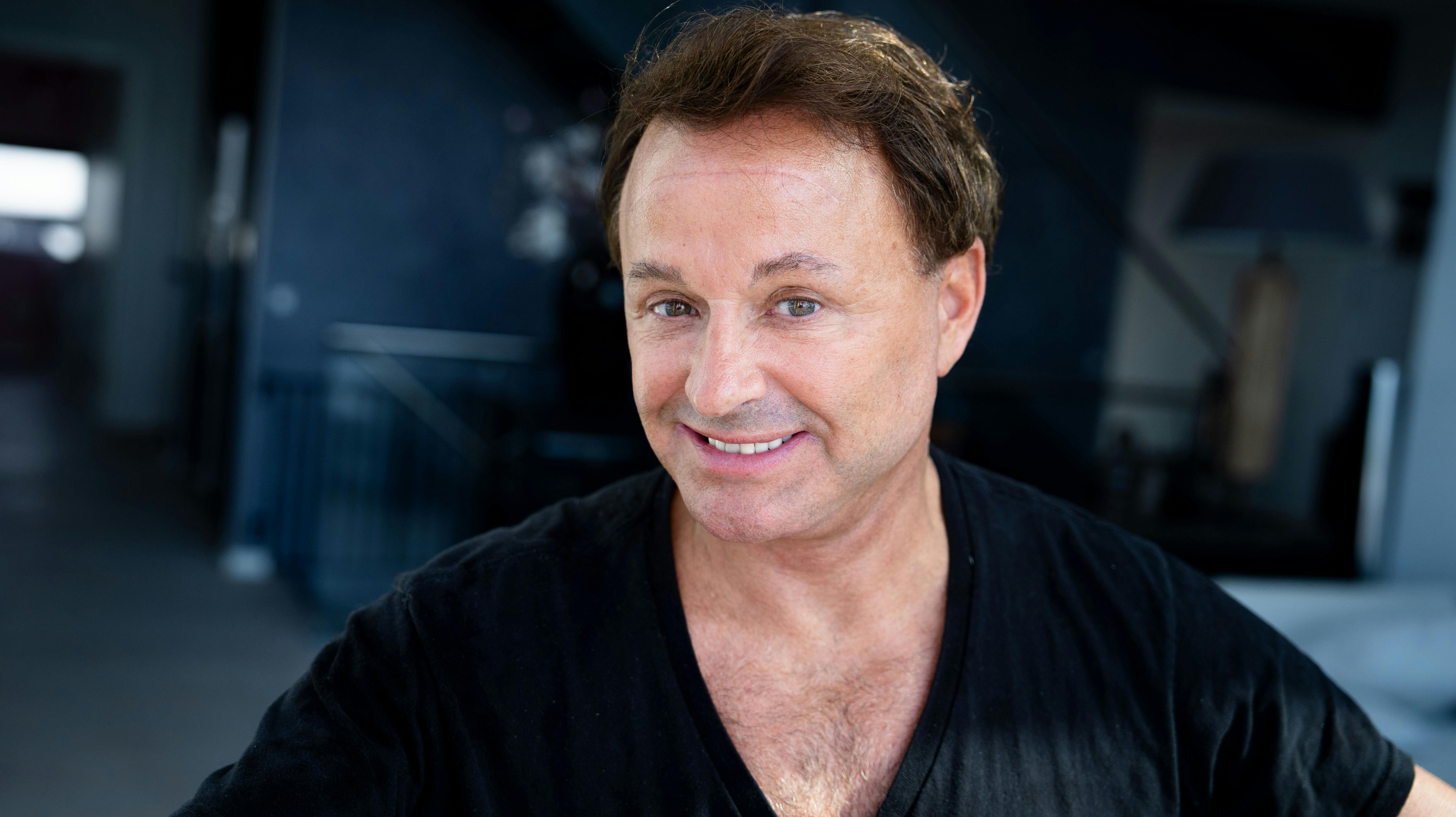 Kendisfrisøren fortæller nu, hvorfor han solgte huset.