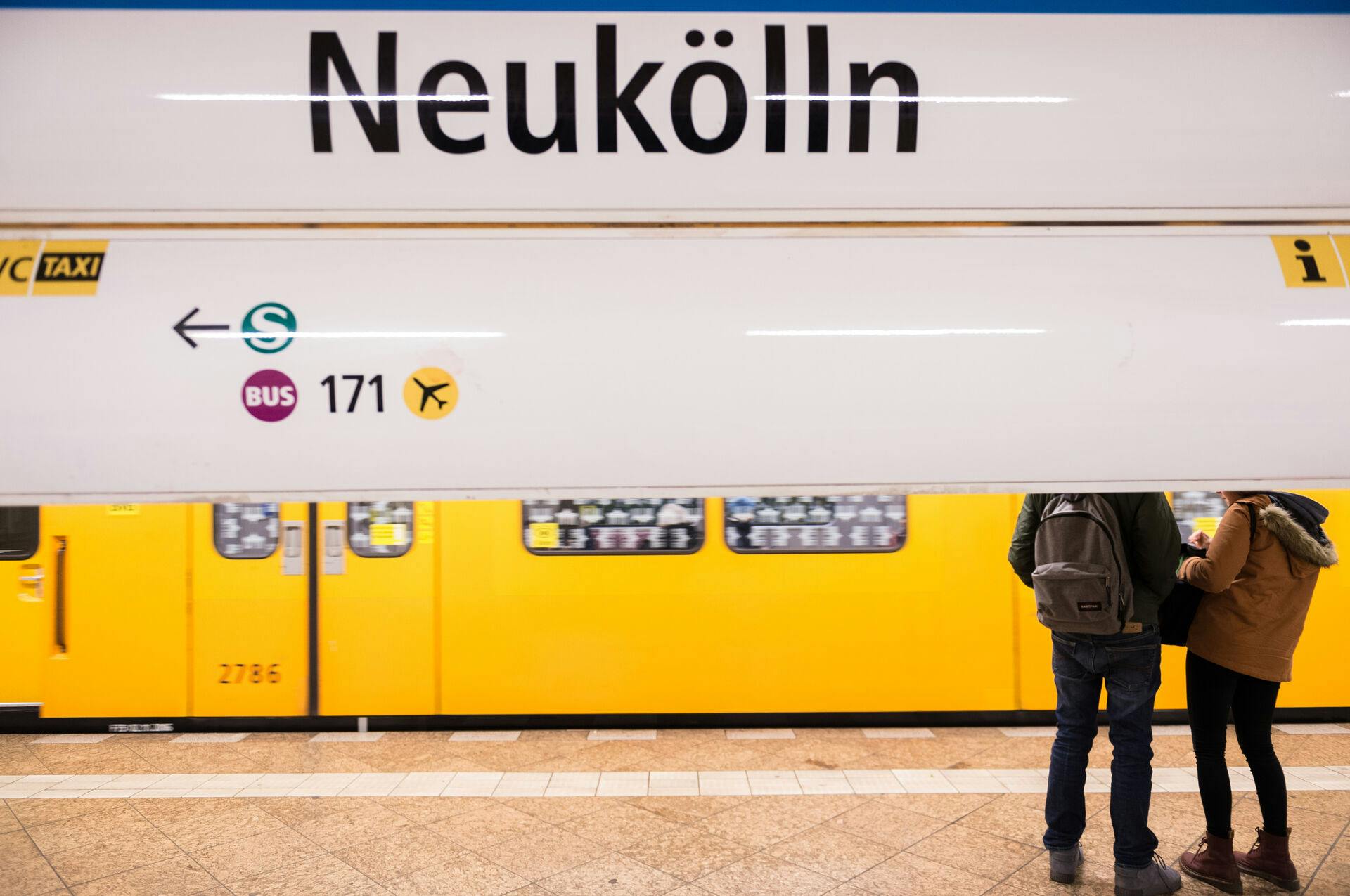 Der Schriftzug 'Neukölln', aufgenommen am 02.03.2017 an der U-Bahn-Station Neukölln. Photo by: Silas Stein/picture-alliance/dpa/AP Images