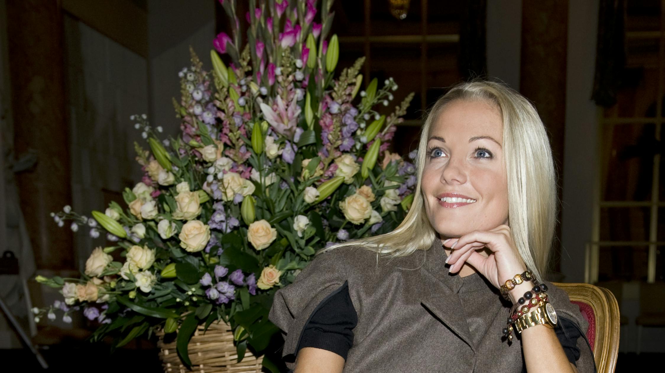 Caroline Fleming tjente styrtende på at optage "Baronessen flytter ind". Her ses hun i 2008 til pressemøde på hotel d'Angleterre i forbindelse med serien.