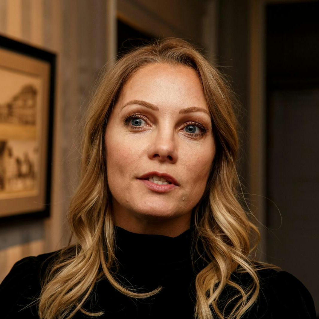 Caroline Fleming er lige nu aktuel med sin nye bog "Caroline".