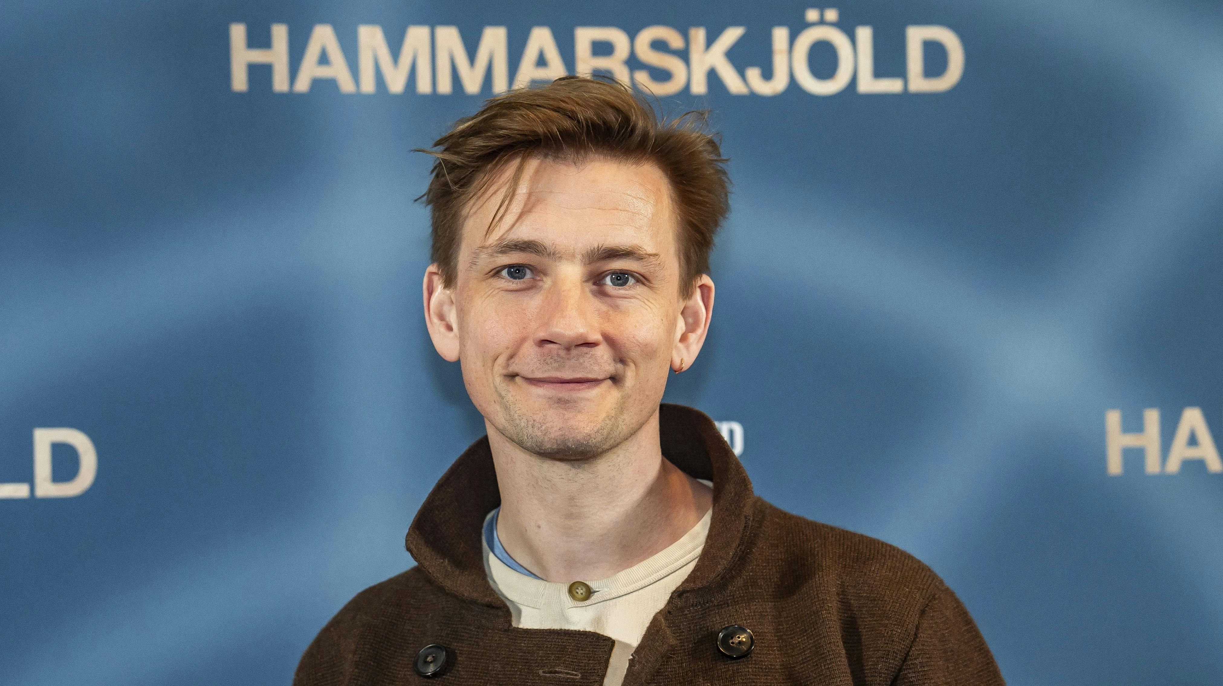 Hitskuespilleren Esben Smed tænkte særdeles kreativt, da han som skoledreng ville imponere en pige, han var smaskforelsket i – han overtalte nemlig sine forældre til, at han skulle have en hest