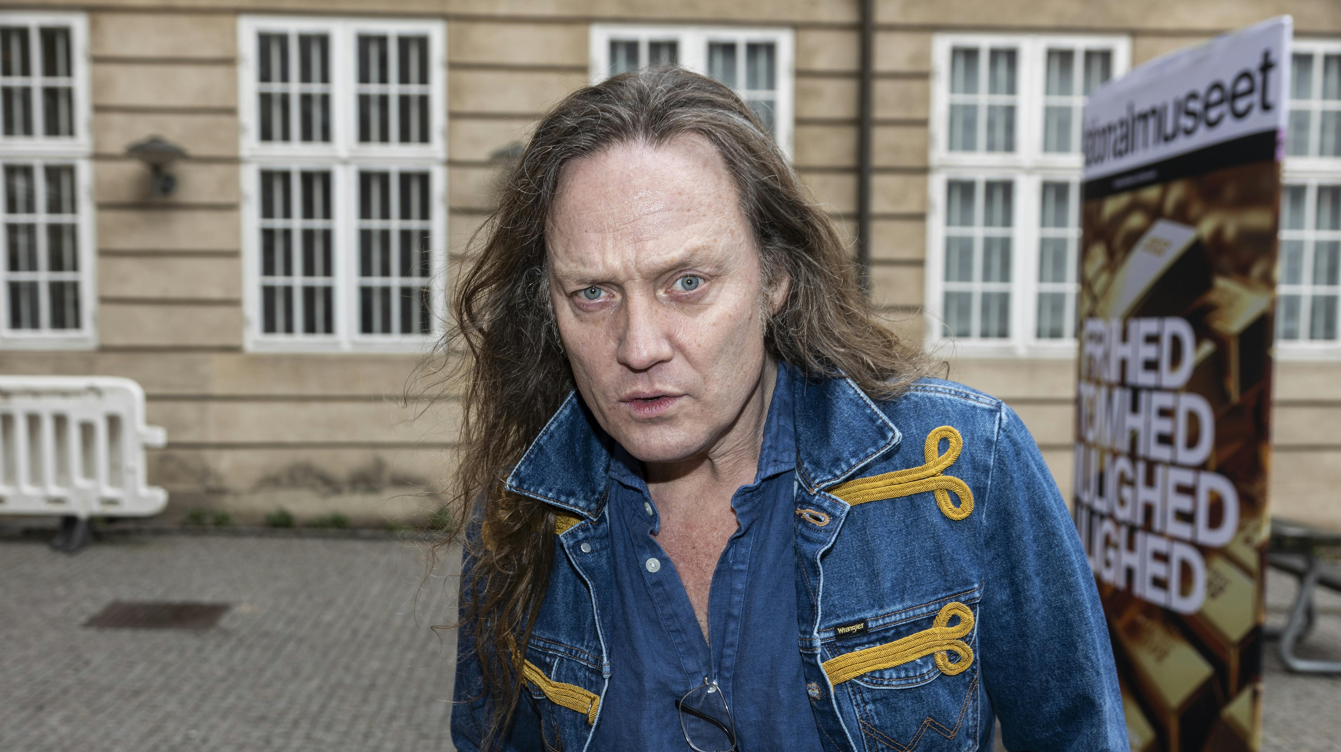 Jesper Binzer fortryder ikke sit misbrug af opioider, men han fraråder alle andre at gå ned ad den sti.