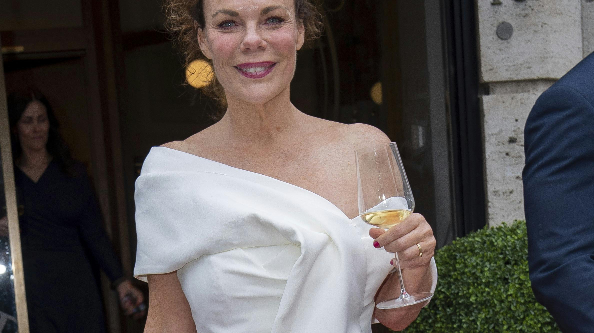 Ditte Okman holdt i september 50-års fødselsdagsreception på restaurant Møntergade og har generelt en filosofi om ikke at gemme penge, til hun bliver gammel.