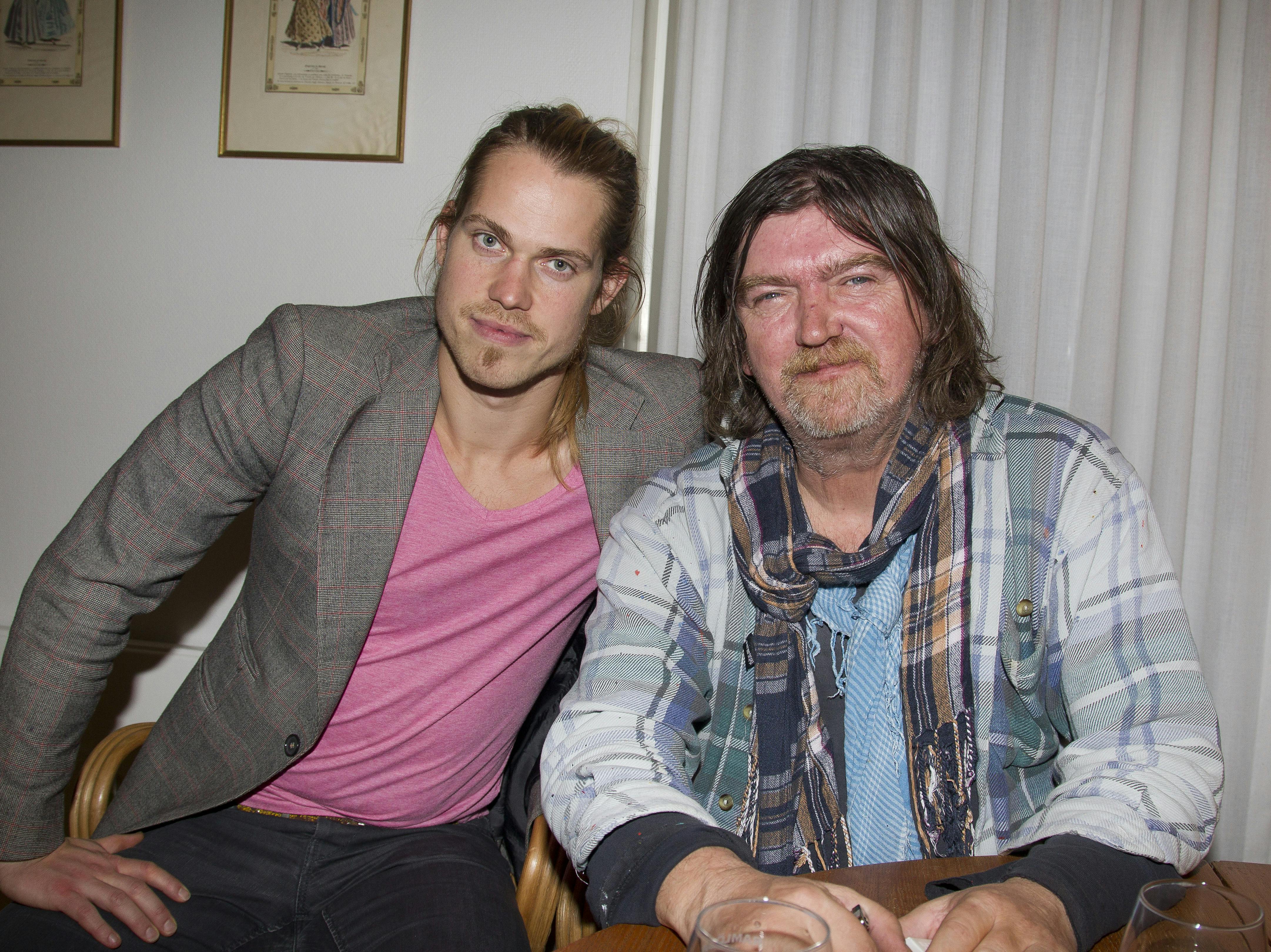 Johnny Madsen med sin søn, Rasmus Madsen i 2012. Johnny er også far til Ditte, som kun blev tre måneder gammel.