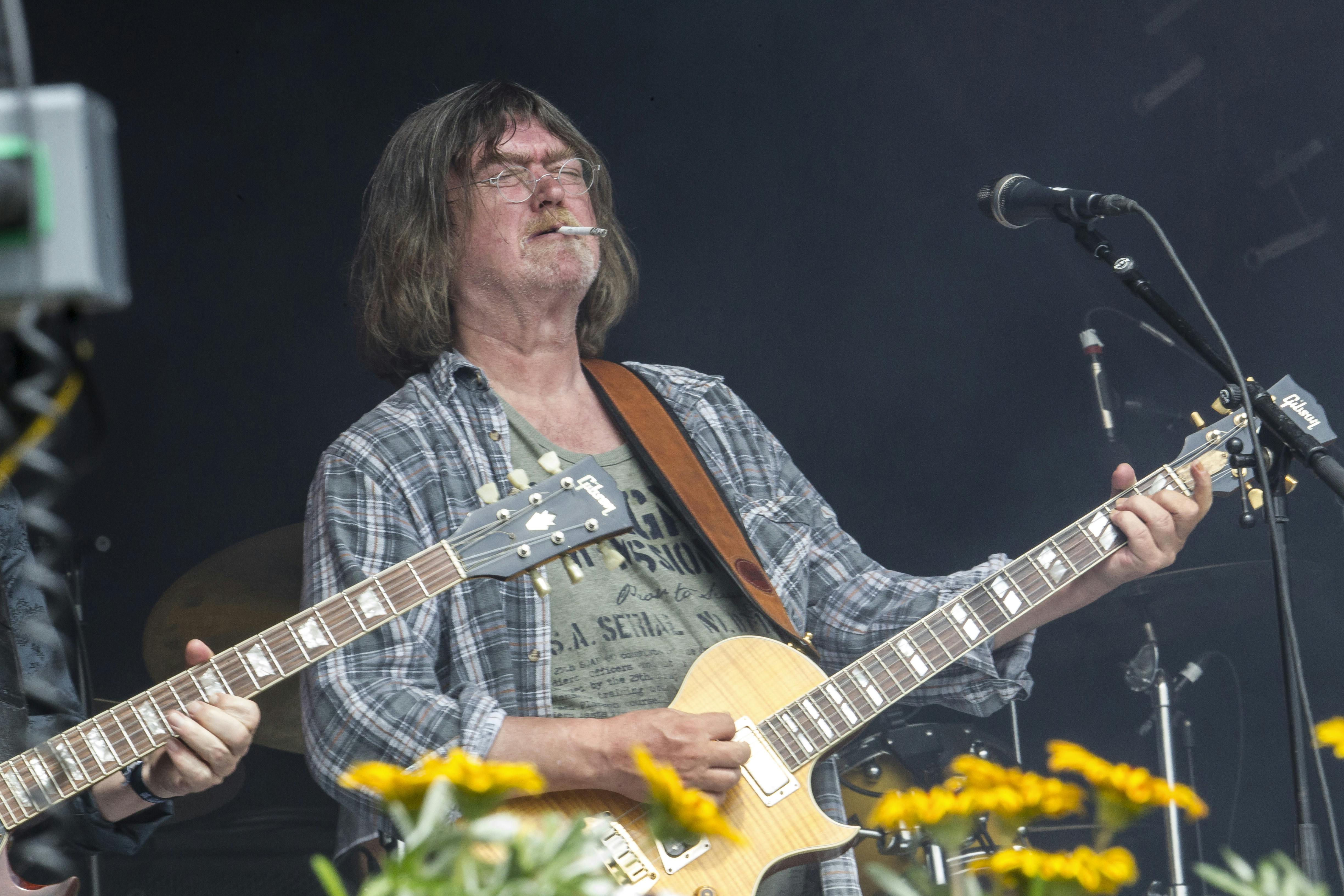 Sangeren og kunstmaleren Johnny Madsen fulgte sjældent lægens råd – heller ikke da alvorlig sygdom og ulykke ramte