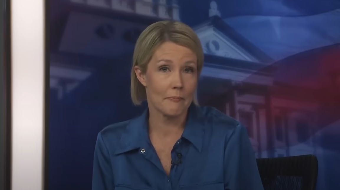 Den amerikanske tv-vært Lindsay Liepman kunne ikke holde tårerne tilbage, da hun annoncerede, at hendes tv-makker Kris Radcliffe var død.