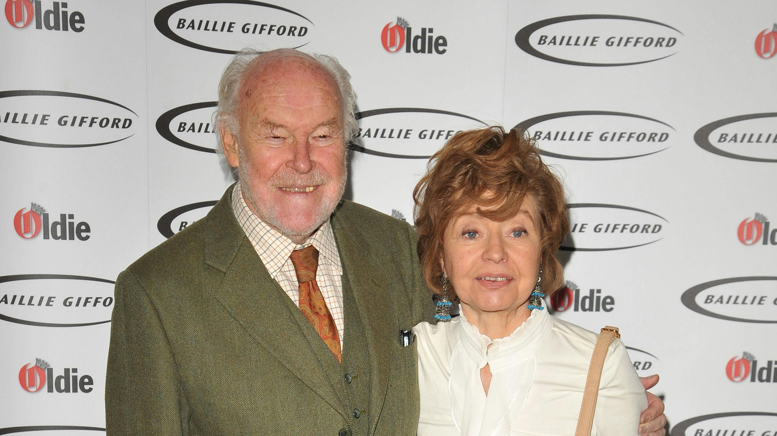 Timothy West & Prunella Scales attend the Oldie of the Year Awards 2016, Simpson's-in-the-Strand, The Strand, London, UK, on Tuesday 02 February 2016. CAP/CAN ©CAN/Capital Pictures