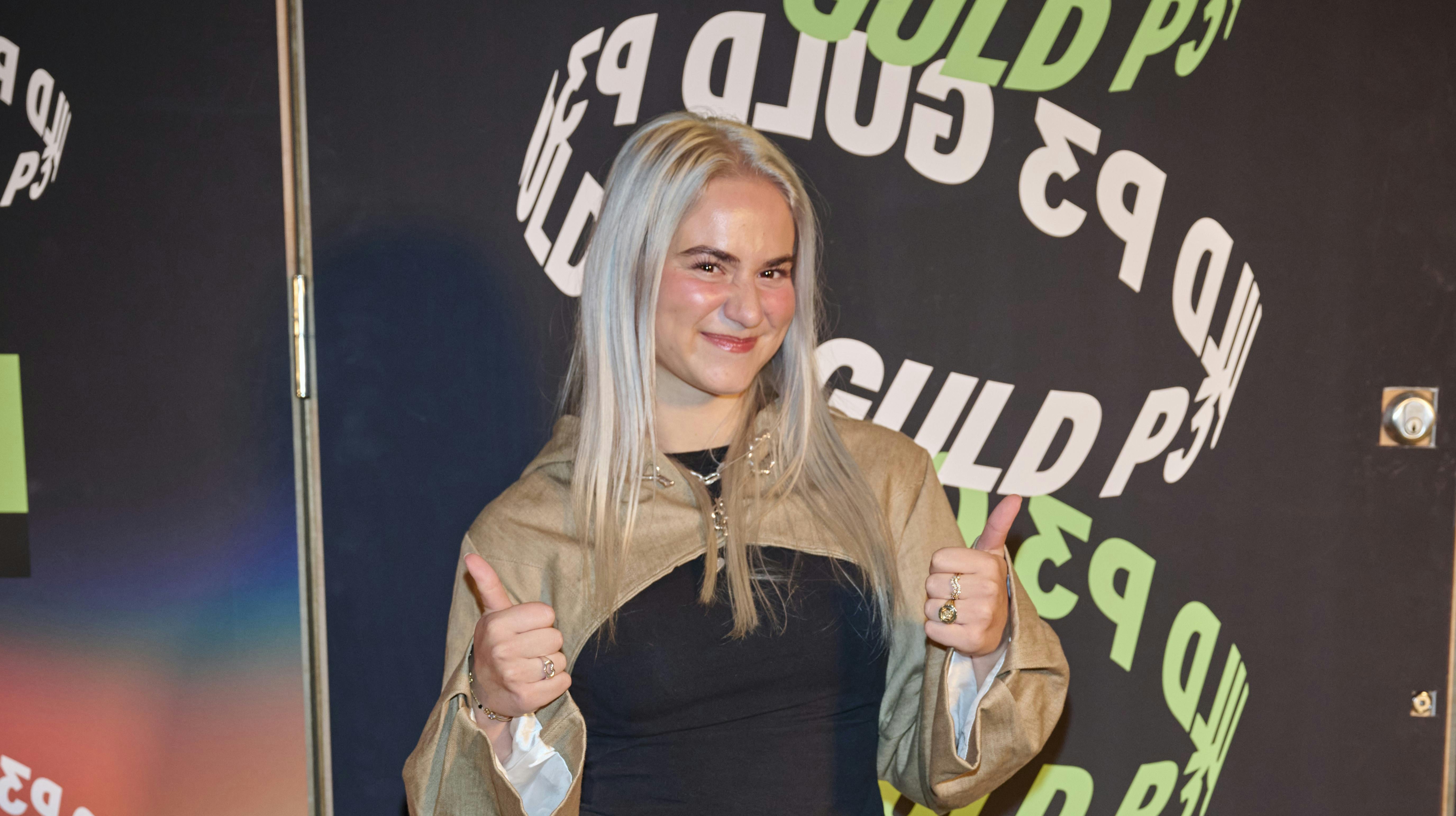 Ella Augusta gæster lørdag aften "Vild med dans"-gulvet. I semifinalen skal hun optræde med "Baglæns".