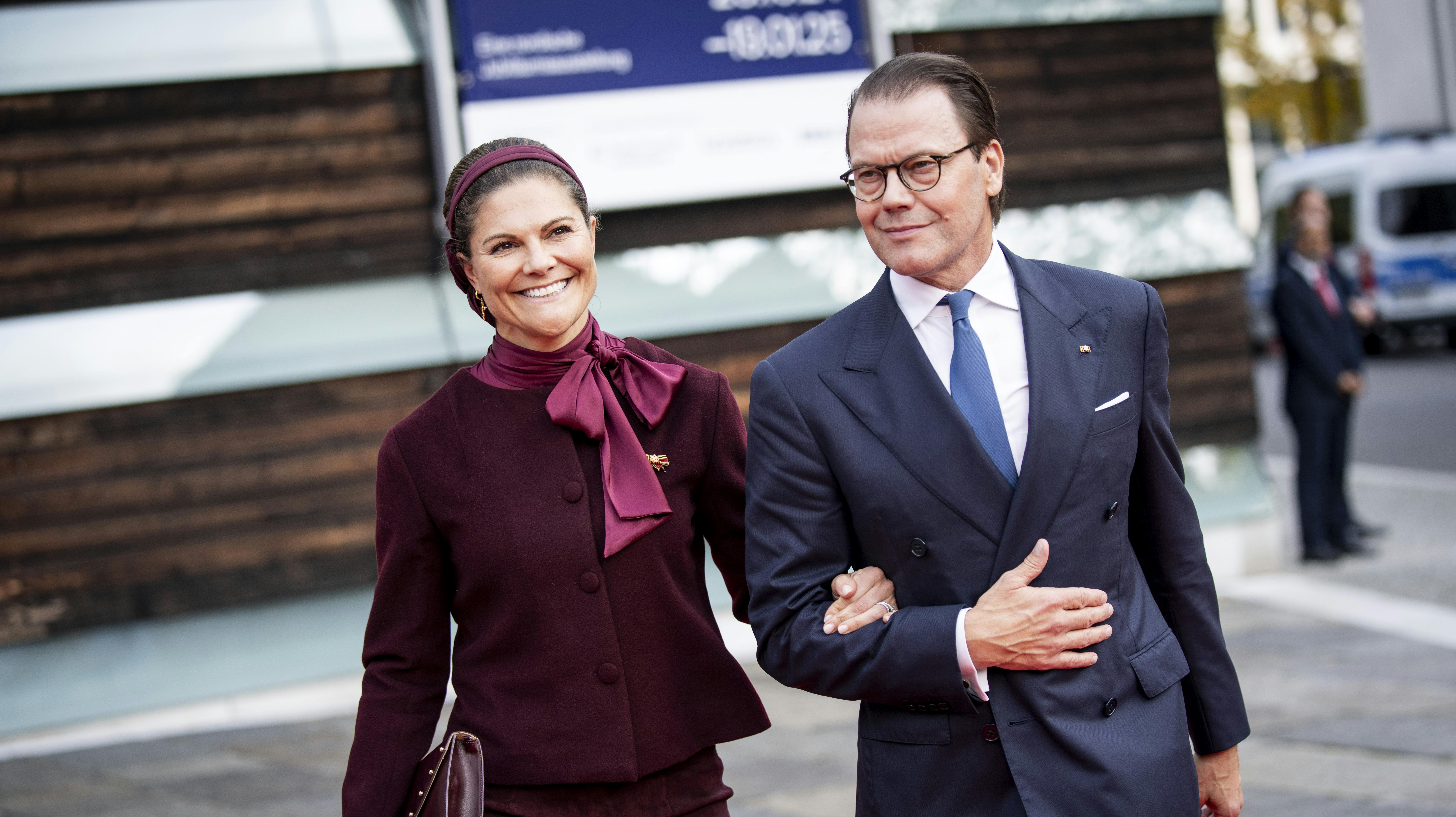 Prins Daniel havde intet tydeligt plaster i panden, da han besøgte Berlin tilbage i oktober.
