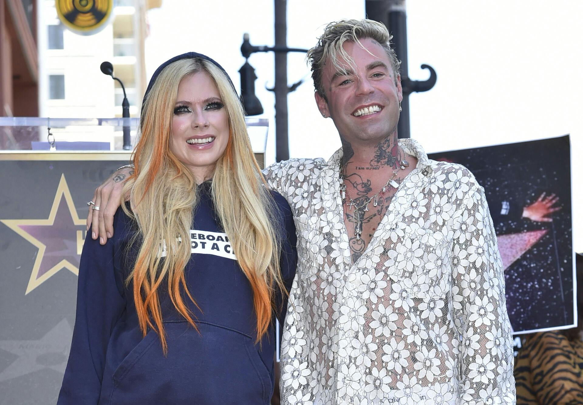 Mod Sun har tidligere været forlovet med Avril Lavigne.