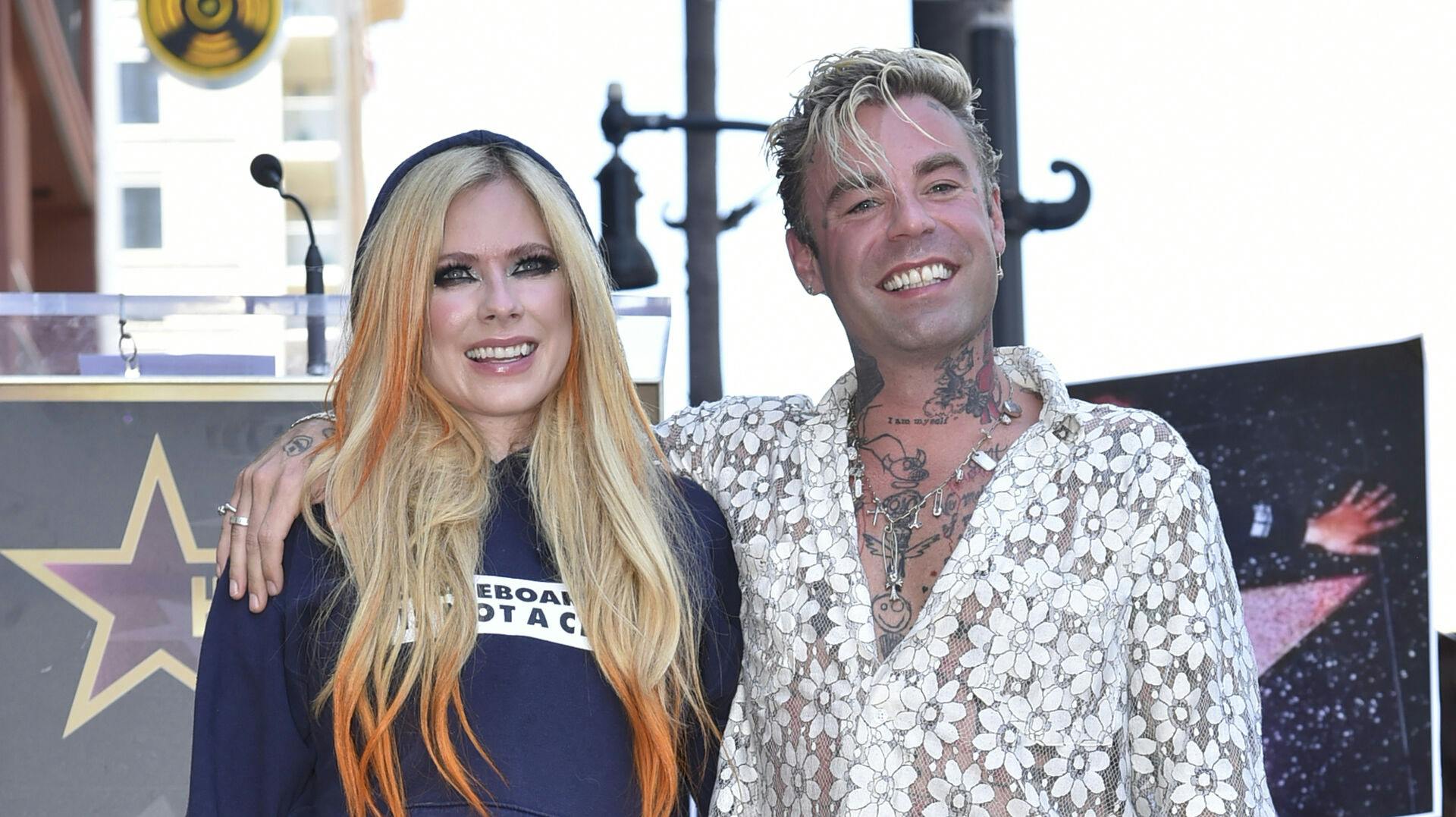 Mod Sun har tidligere været forlovet med Avril Lavigne.