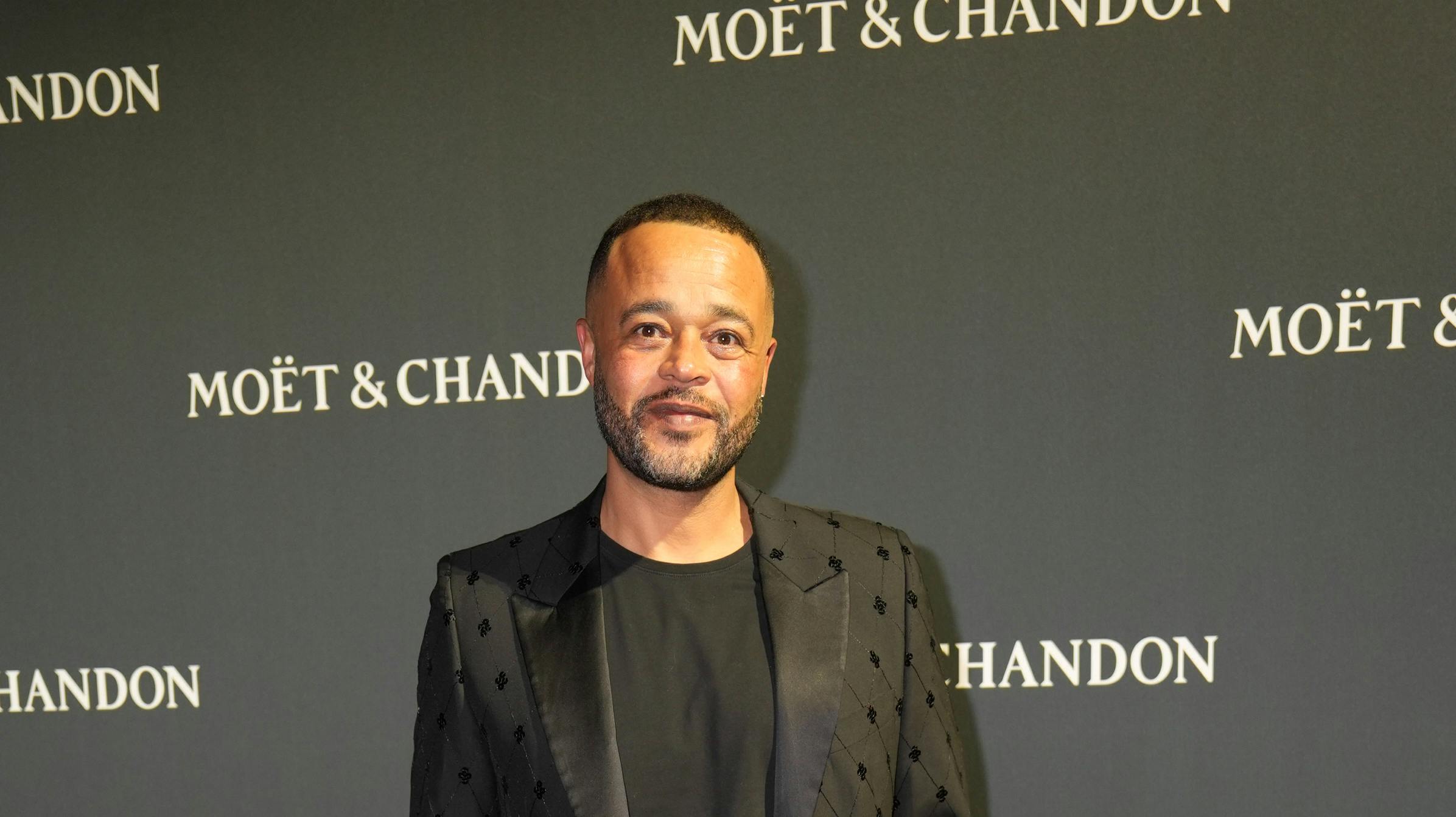 Remee nyder singlelivet. 