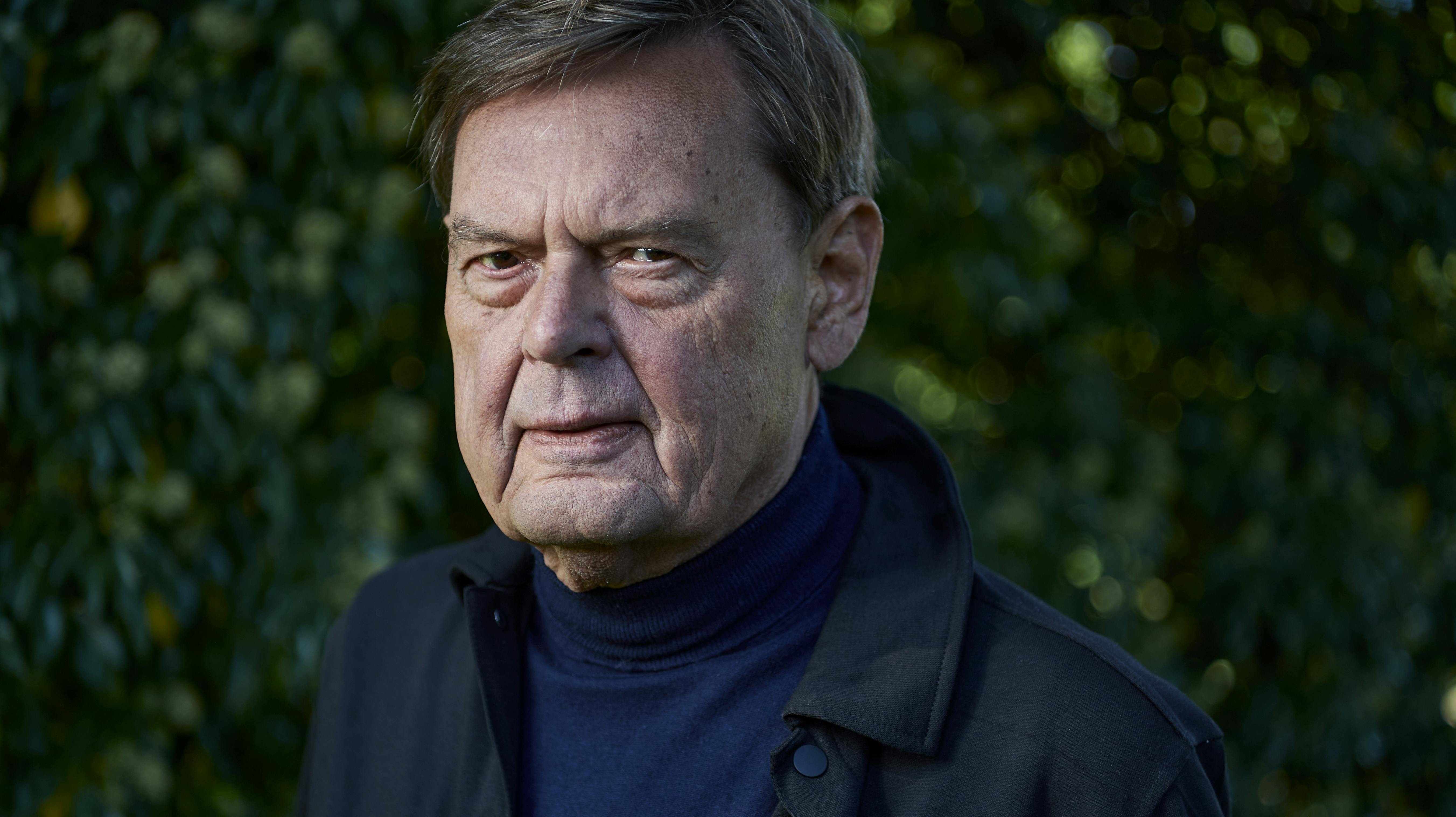 Opgavebeskrivelse: Ulf Pilgaard interview. Nyt show, “Alletiders Ulf”. Lukas Birch deltager også.Sted: HellerupFotograf: Lars H. LaursenJournalist: Tanja LarsenOptagelsedato: 2021.09.20