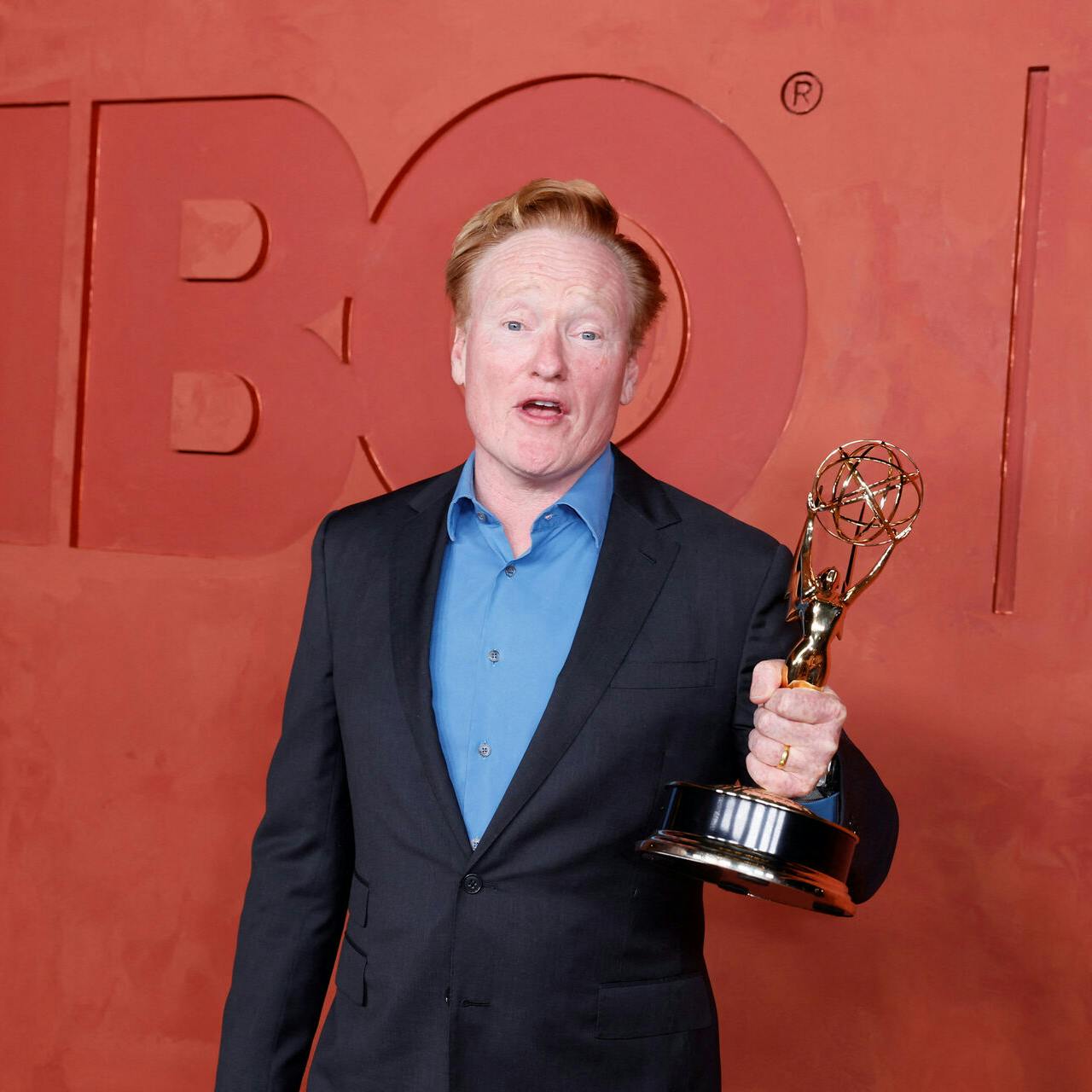 Conan O'Brien kan også selv score priser - men næste år skal han hjælpe med at uddele den fineste, man kan få i filmbranchen.