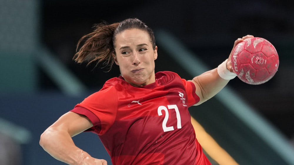 Pernille Burgaard vendte i sommer hjem til Odense Håndbold - nu har hun et vigtigt budskab fra de mange kvindelige håndboldspillere.