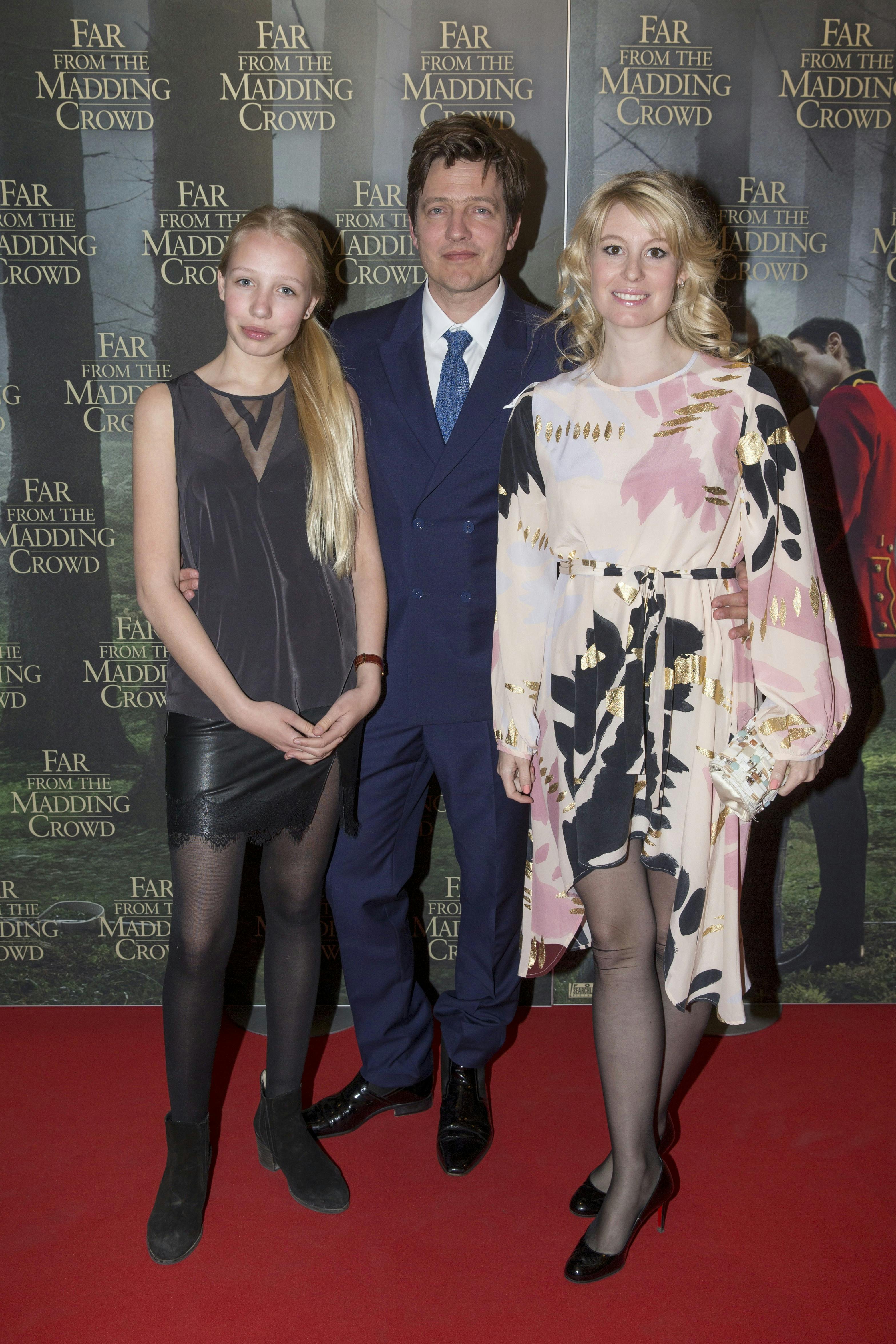 Premiere på filmen 'Far from the Madding Crowd'  i Imperial i København.Skuespiller Helene Reingaard Vinterberg (gravid) med sin mand instruktør Thomas Vinterberg og hans datter Ida.