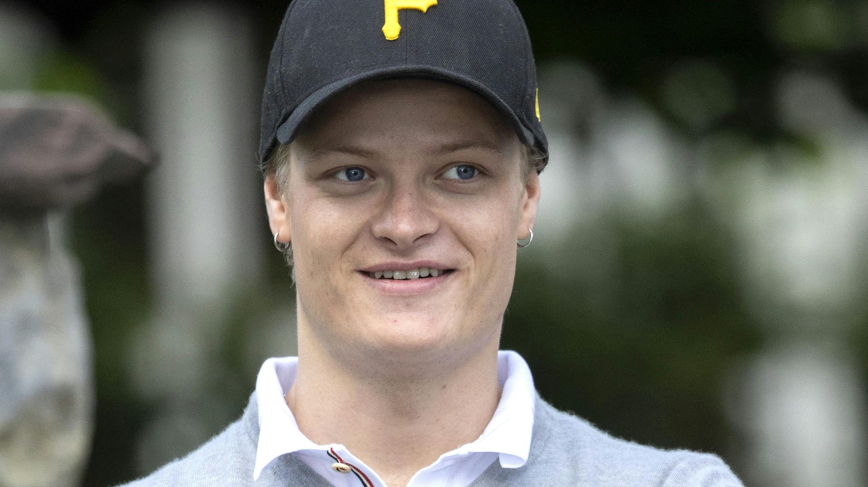 Det norske kongehus har ingen kommentarer, efter at sigtelsen mod Marius Borg Høiby er udvidet således, at den nu også tæller voldtægt.