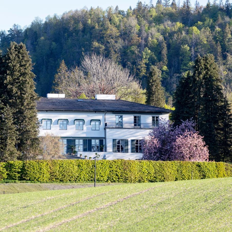 Skaugum er officiel residens for Marius' mor, kronprinsesse Mette-Marit og naturligvis kronprins Haakon.